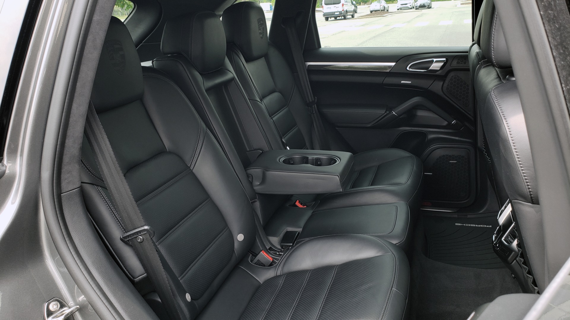 Used 2014 Porsche CAYENNE TURBO S / AWD / NAV / BOSE / PANO-ROOF / LCA / REARVIEW for sale Sold at Formula Imports in Charlotte NC 28227 81