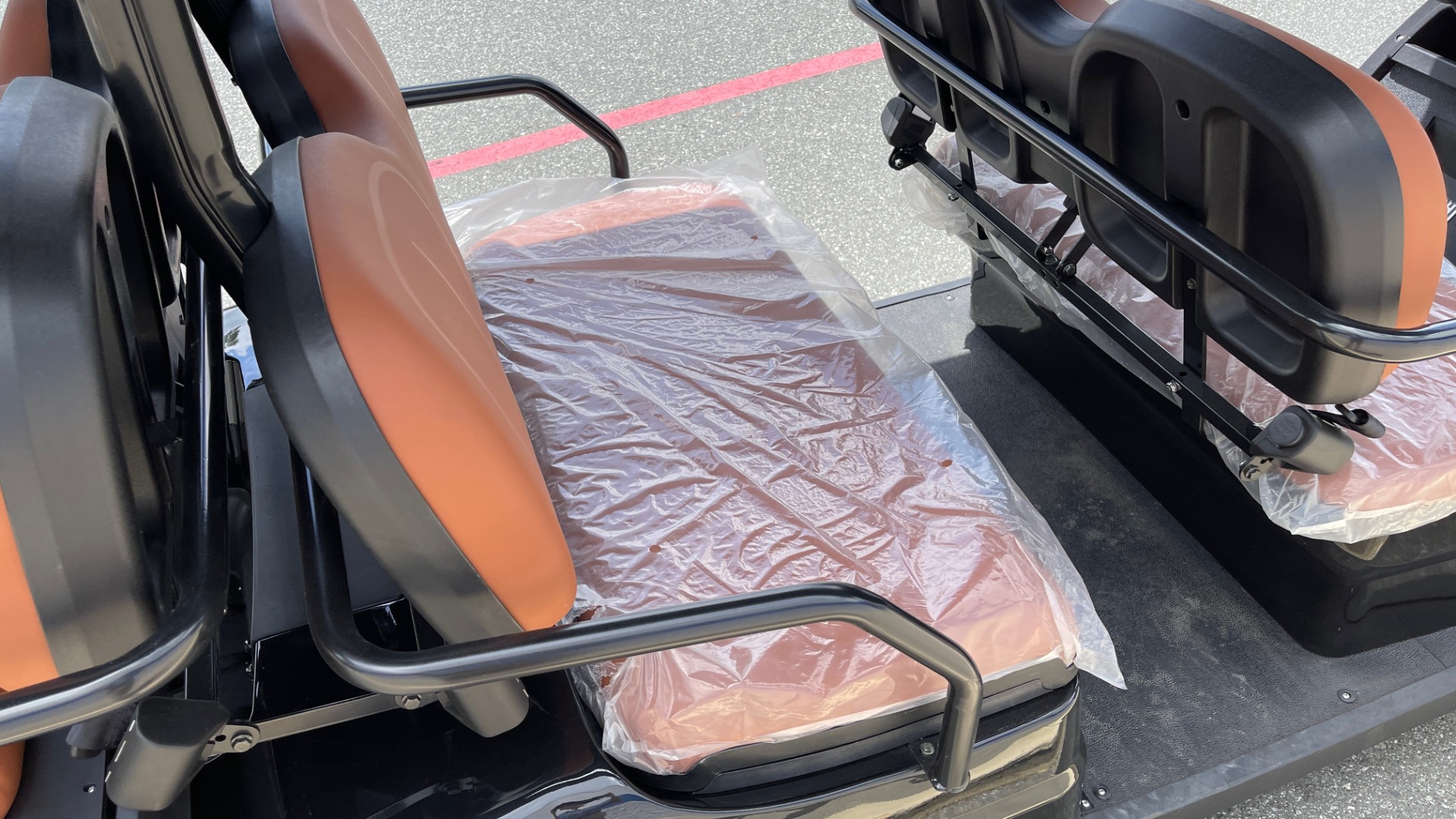 Used 2021 ICON i60 ELECTRIC CAR / 6-PASSENGER GOLF CART / 25MPH / NEW / 1-MILE for sale Sold at Formula Imports in Charlotte NC 28227 12