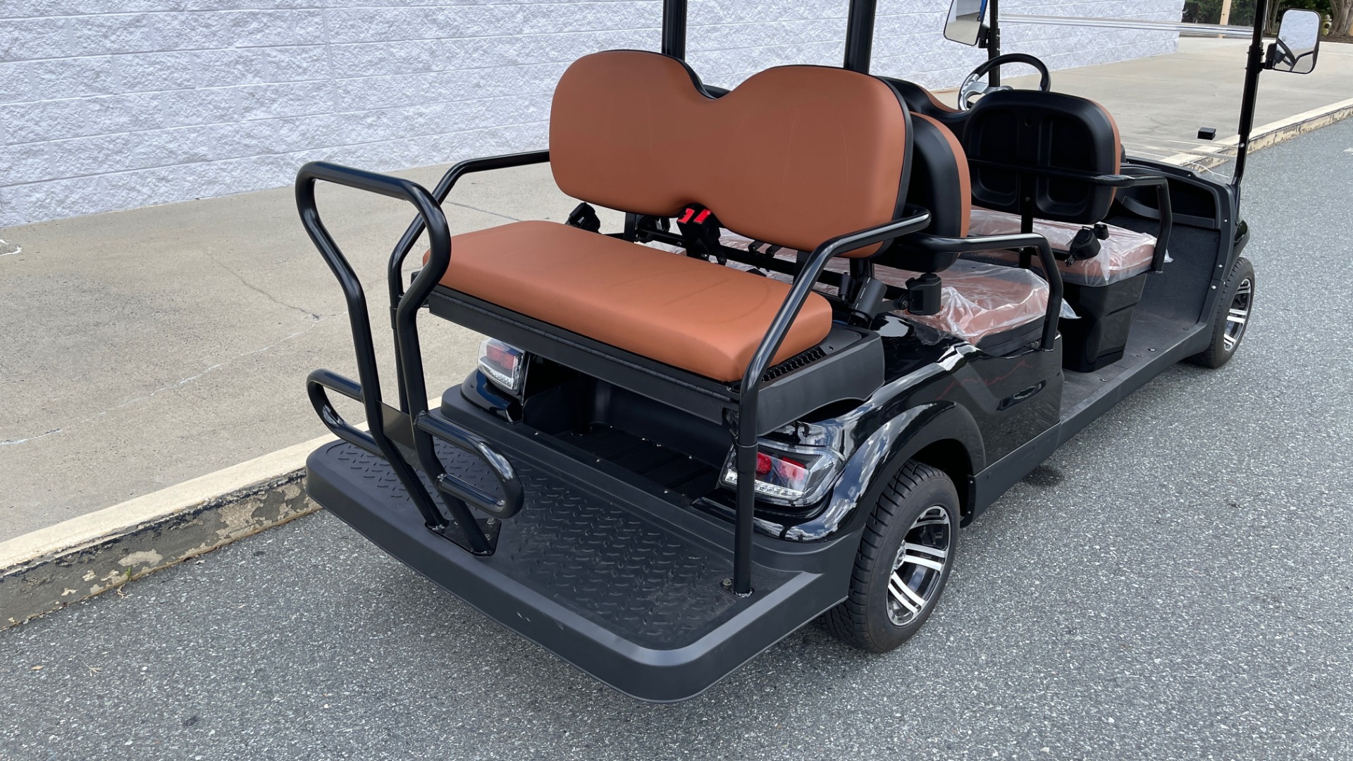 Used 2021 ICON i60 ELECTRIC CAR / 6-PASSENGER GOLF CART / 25MPH / NEW / 1-MILE for sale Sold at Formula Imports in Charlotte NC 28227 33
