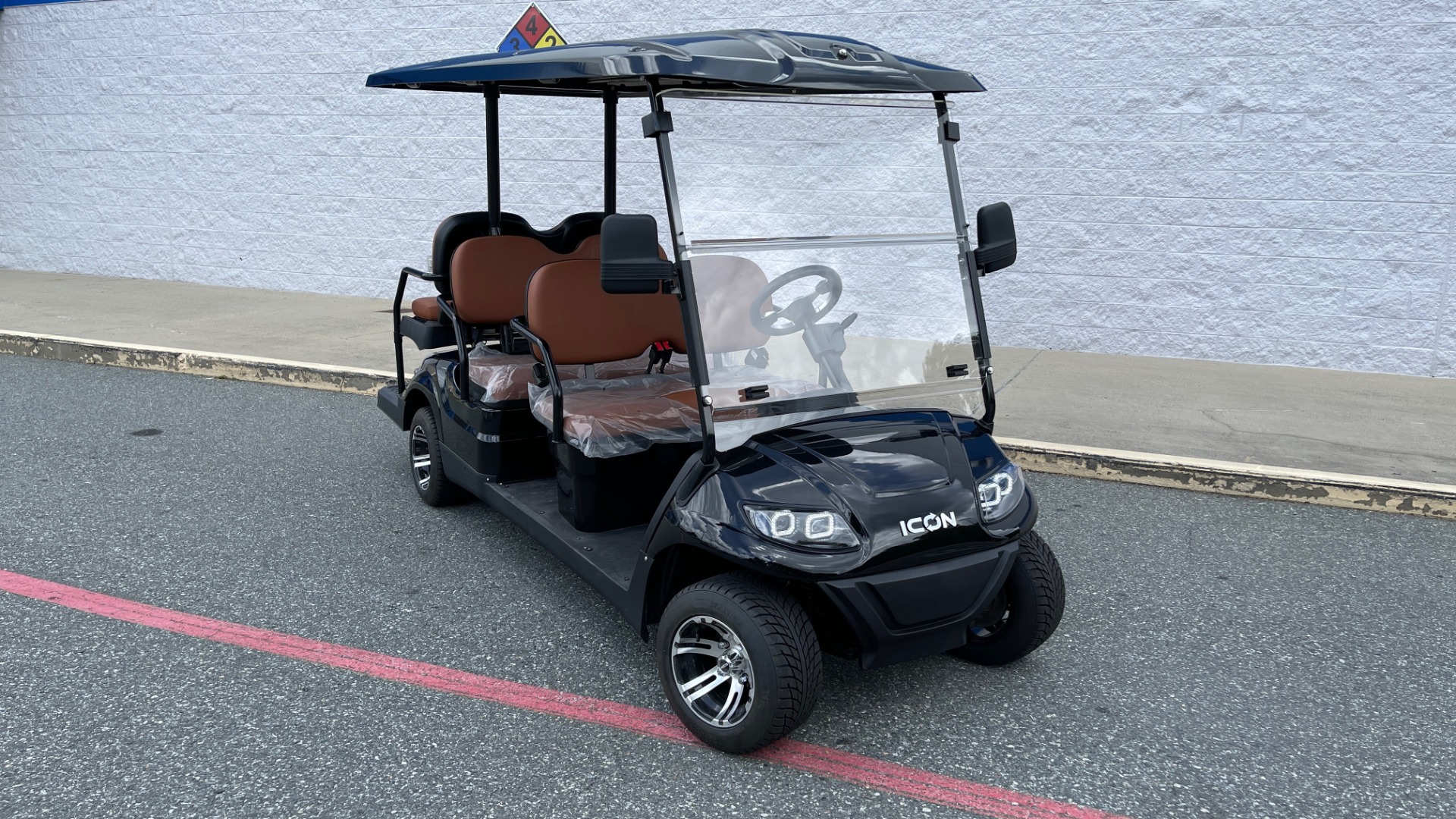 Used 2021 ICON i60 ELECTRIC CAR / 6-PASSENGER GOLF CART / 25MPH / NEW / 1-MILE for sale Sold at Formula Imports in Charlotte NC 28227 4