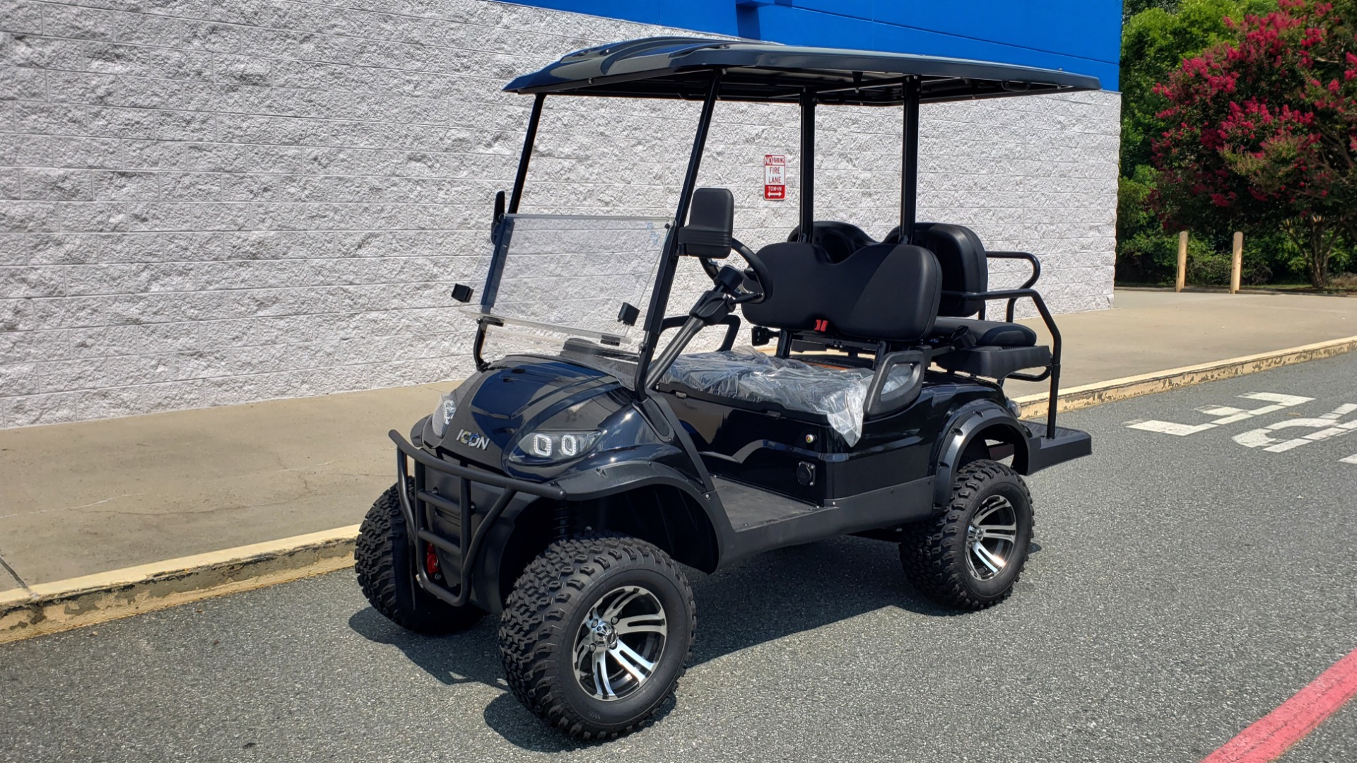 Used 2021 ICON i40L LIFTED ELECTRIC CAR / 4-PASSENGER GOLF CART / 25MPH / LIKE NEW for sale Sold at Formula Imports in Charlotte NC 28227 1