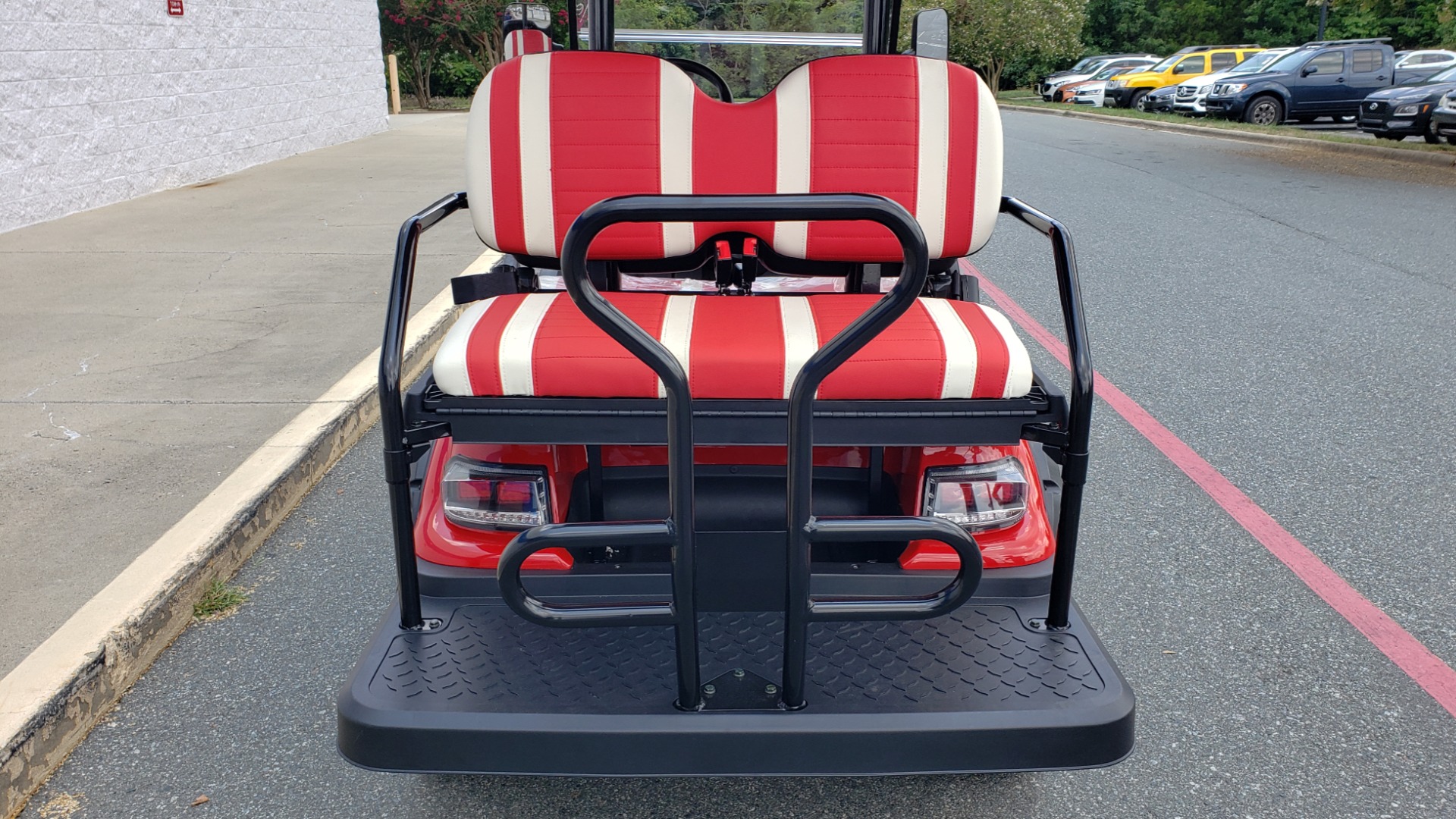 Used 2021 ICON i40L LIFTED ELECTRIC CAR / 4-PASSENGER GOLF CART / 25MPH / NEW / 3-MILES for sale Sold at Formula Imports in Charlotte NC 28227 8