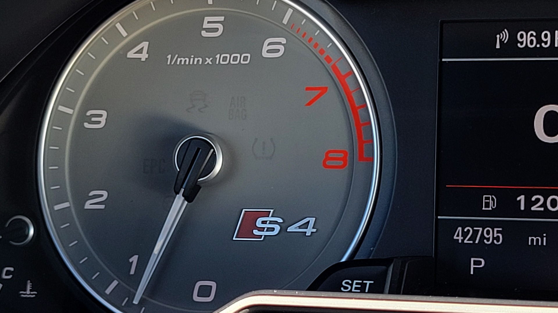 Used 2015 Audi S4 PREMIUM PLUS / TECH PKG / NAV / B&O SOUND / PARK SYS W/REARVIEW for sale Sold at Formula Imports in Charlotte NC 28227 63