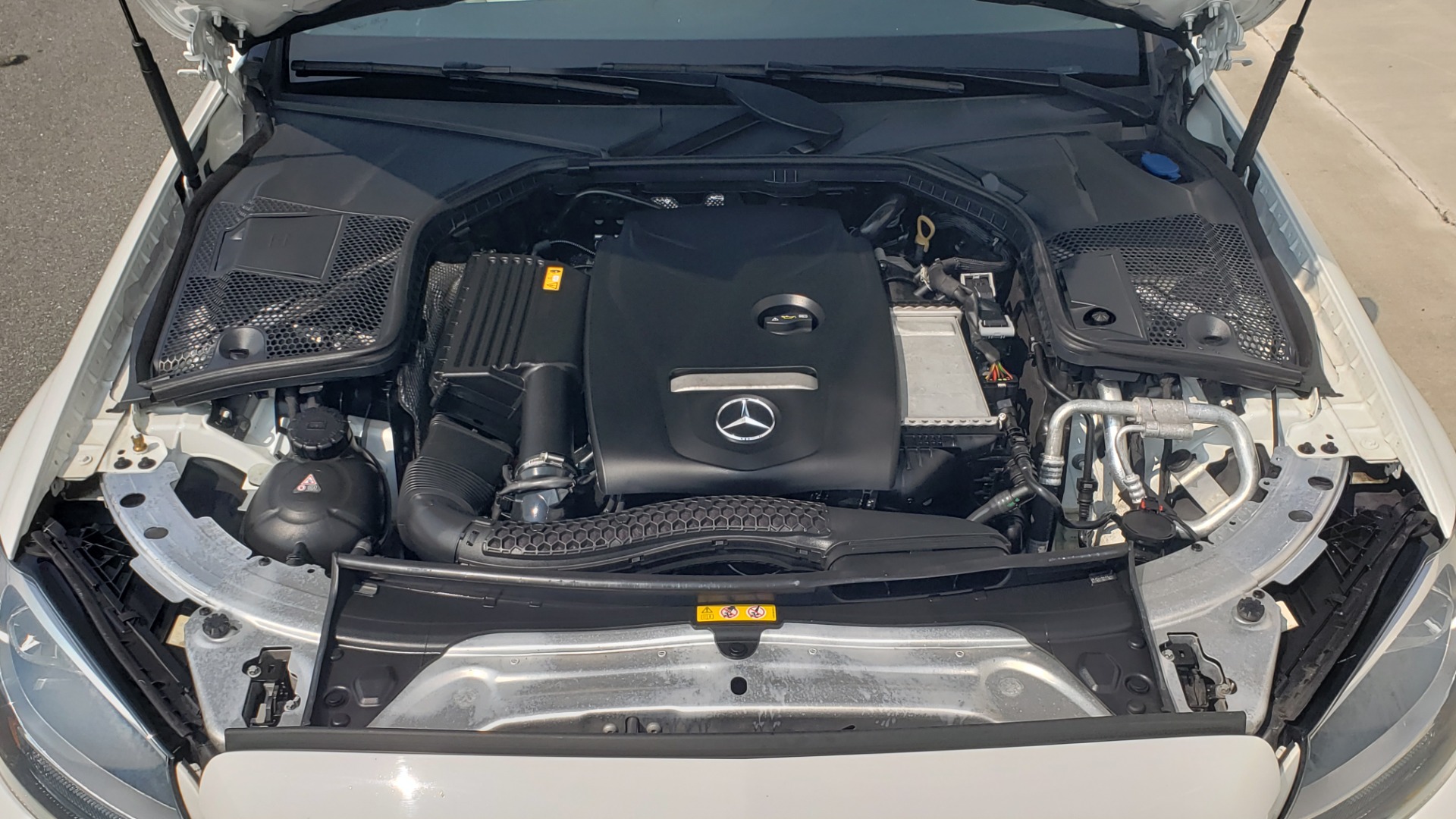 Used 2018 Mercedes-Benz C-CLASS C 300 PREMIUM / KEYLESS-GO / APPLE / PANO-ROOF / REARVIEW for sale Sold at Formula Imports in Charlotte NC 28227 14