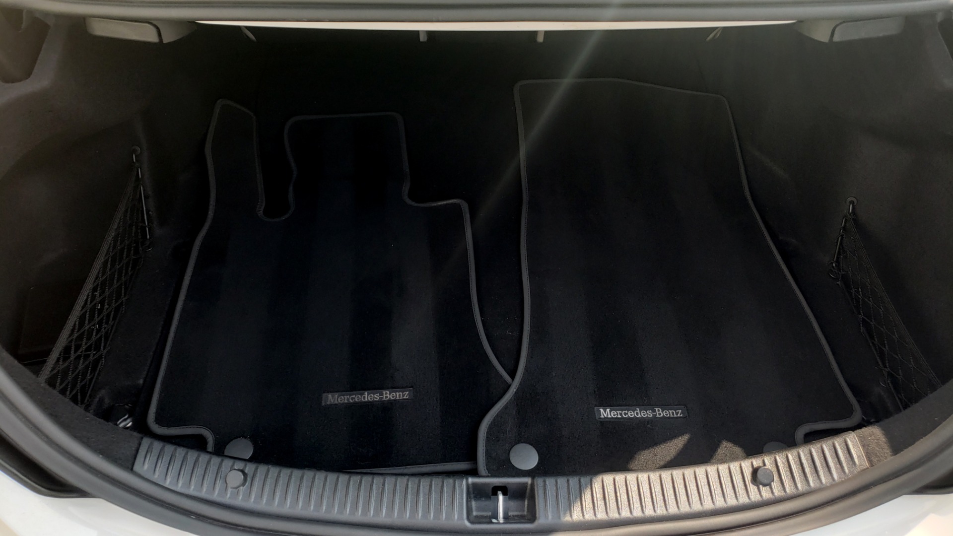 Used 2018 Mercedes-Benz C-CLASS C 300 PREMIUM / KEYLESS-GO / APPLE / PANO-ROOF / REARVIEW for sale Sold at Formula Imports in Charlotte NC 28227 16