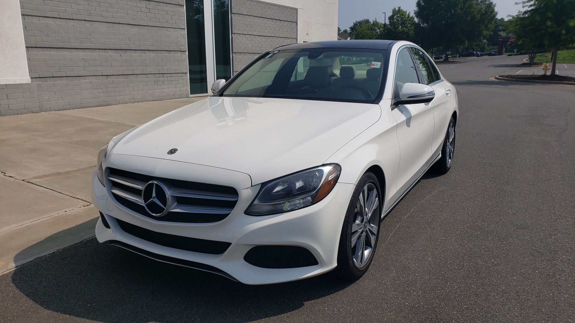 Used 2018 Mercedes-Benz C-CLASS C 300 PREMIUM / KEYLESS-GO / APPLE / PANO-ROOF / REARVIEW for sale Sold at Formula Imports in Charlotte NC 28227 3