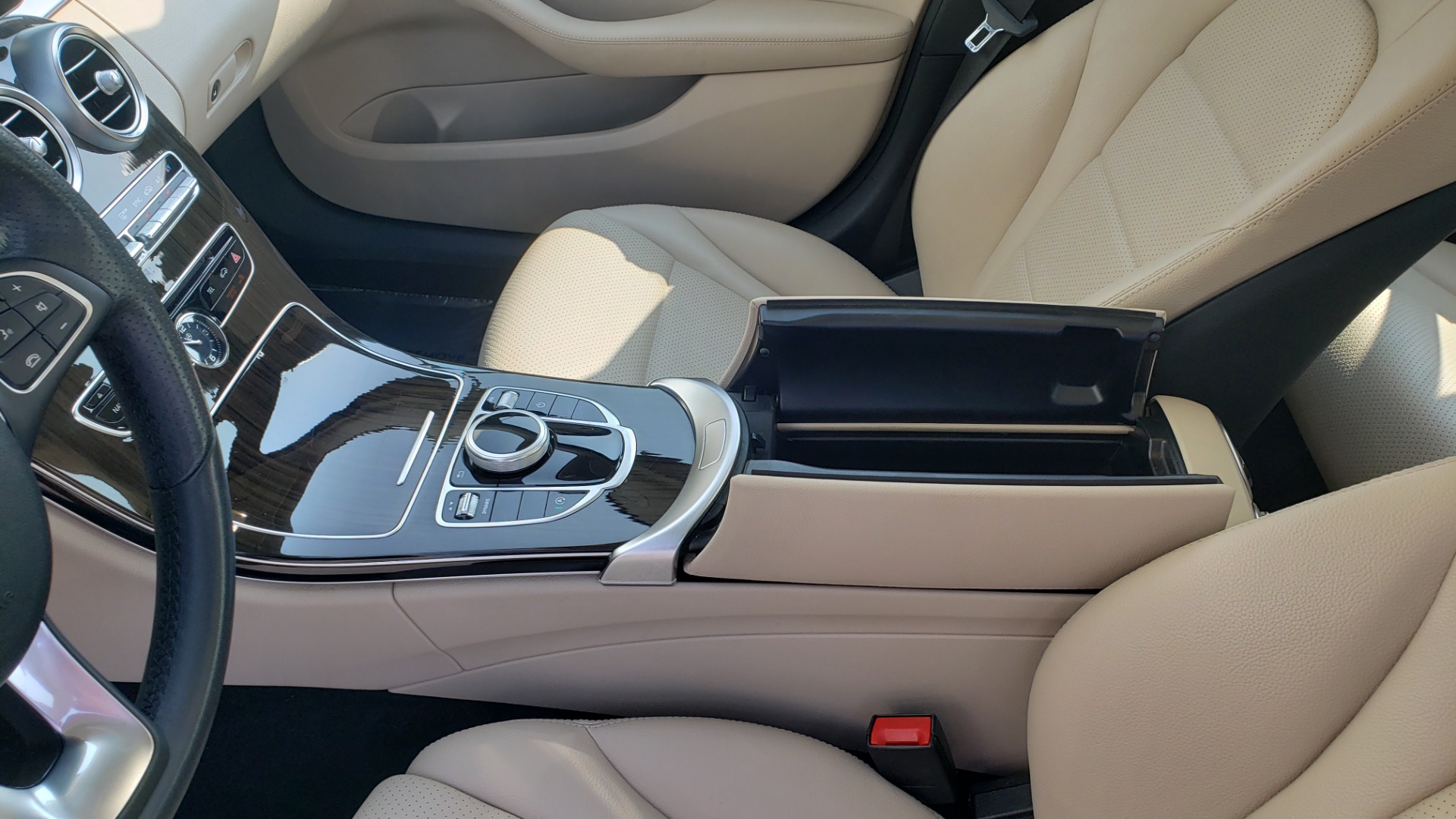 Used 2018 Mercedes-Benz C-CLASS C 300 PREMIUM / KEYLESS-GO / APPLE / PANO-ROOF / REARVIEW for sale Sold at Formula Imports in Charlotte NC 28227 53
