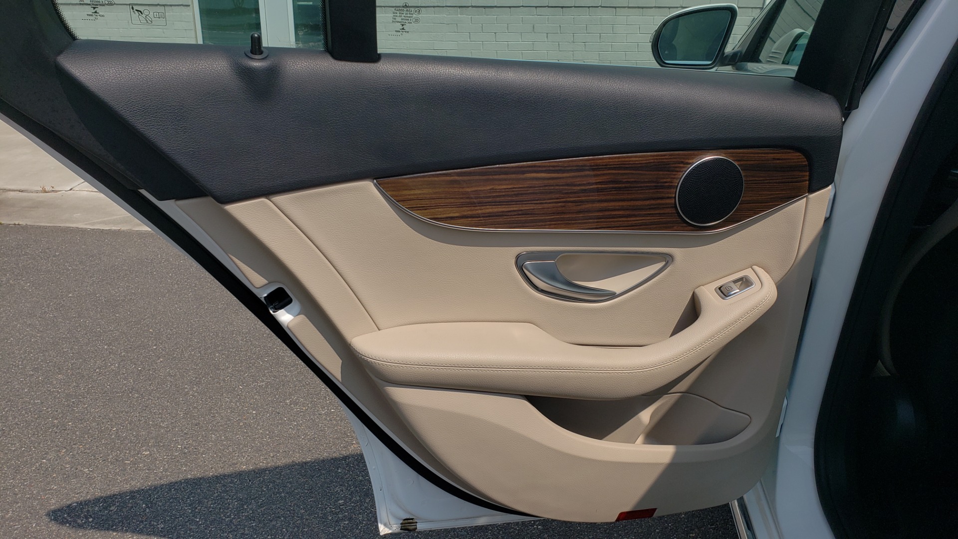 Used 2018 Mercedes-Benz C-CLASS C 300 PREMIUM / KEYLESS-GO / APPLE / PANO-ROOF / REARVIEW for sale Sold at Formula Imports in Charlotte NC 28227 55