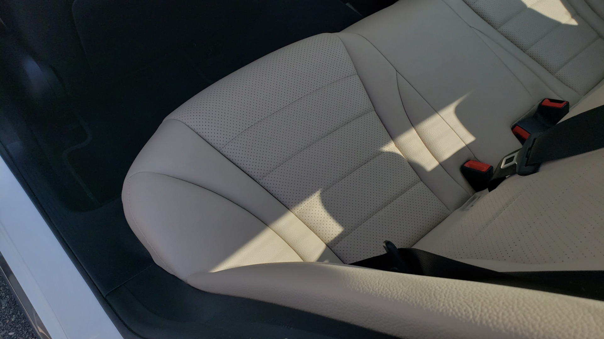 Used 2018 Mercedes-Benz C-CLASS C 300 PREMIUM / KEYLESS-GO / APPLE / PANO-ROOF / REARVIEW for sale Sold at Formula Imports in Charlotte NC 28227 56