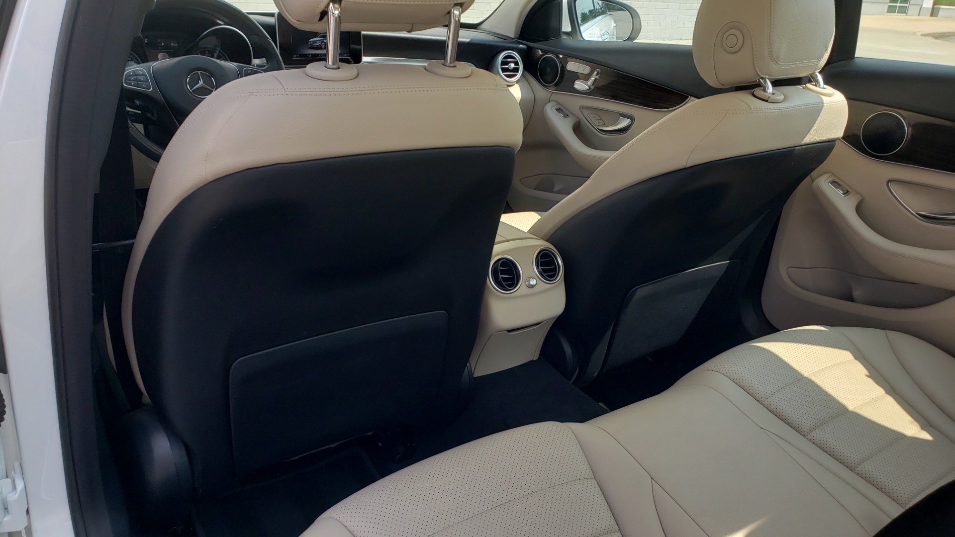 Used 2018 Mercedes-Benz C-CLASS C 300 PREMIUM / KEYLESS-GO / APPLE / PANO-ROOF / REARVIEW for sale Sold at Formula Imports in Charlotte NC 28227 57