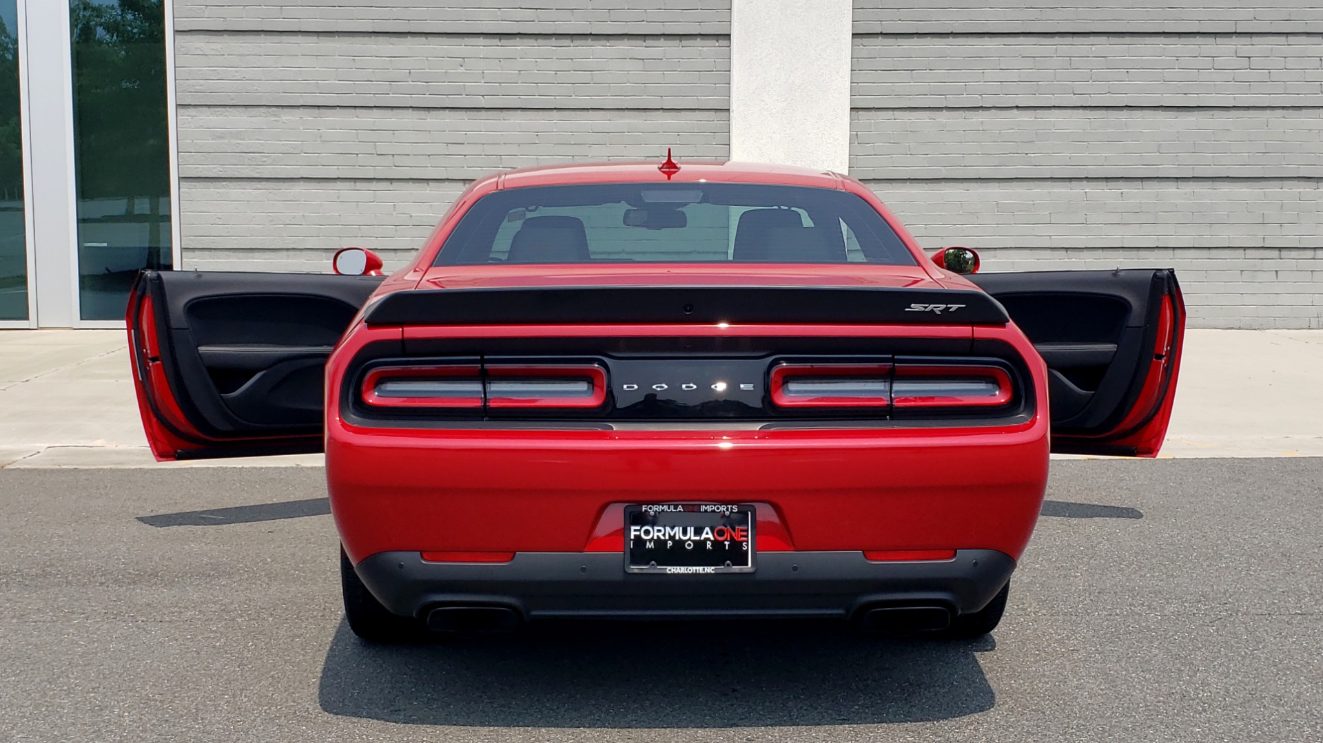 Used 2016 Dodge CHALLENGER SRT HELLCAT 707HP COUPE / AUTO / NAV / SUNROOF / H/K SND / REARVIEW for sale Sold at Formula Imports in Charlotte NC 28227 30