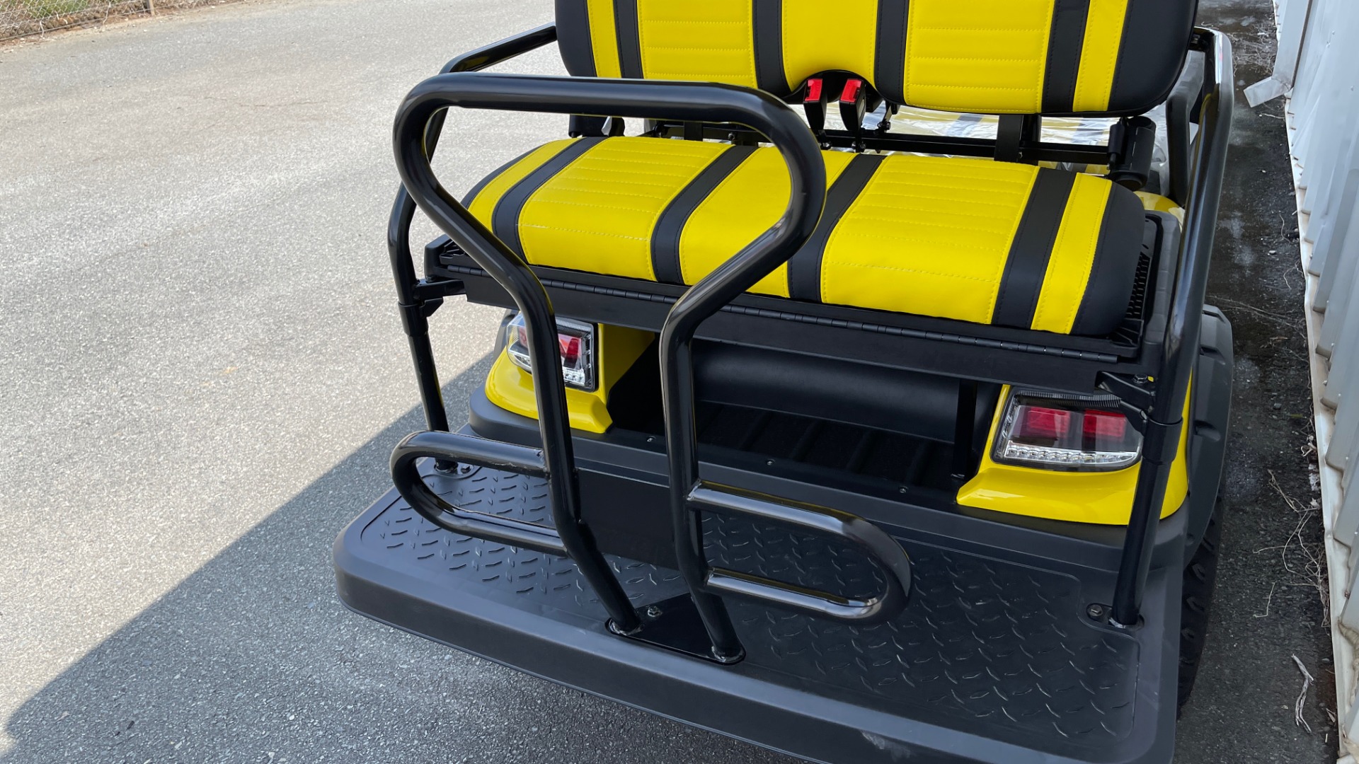 Used 2021 ICON i40L LIFTED ELECTRIC CAR / 4-PASSENGER GOLF CART / 25MPH / NEW / 1-MILE for sale Sold at Formula Imports in Charlotte NC 28227 13