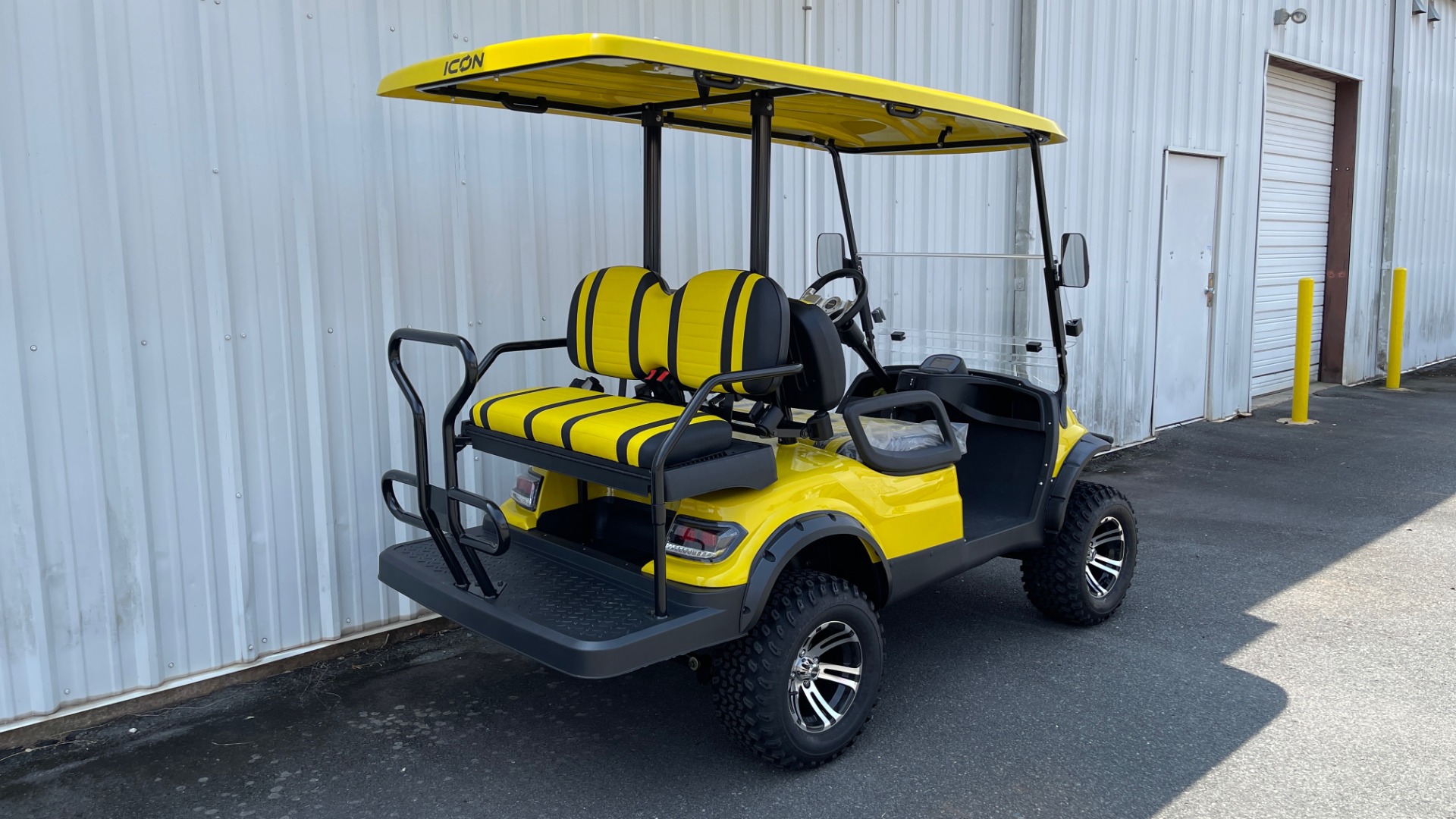 Used 2021 ICON i40L LIFTED ELECTRIC CAR / 4-PASSENGER GOLF CART / 25MPH / NEW / 1-MILE for sale Sold at Formula Imports in Charlotte NC 28227 6