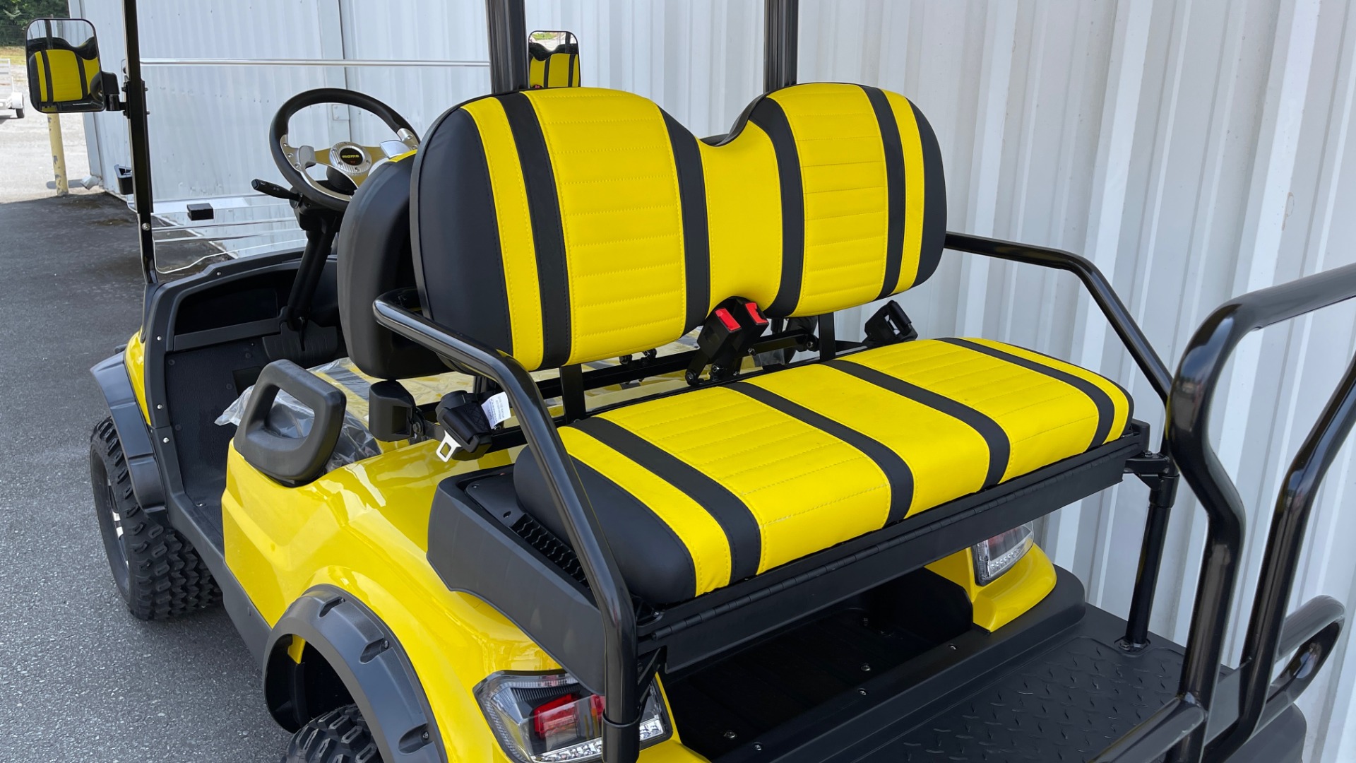 Used 2021 ICON i40L LIFTED ELECTRIC CAR / 4-PASSENGER GOLF CART / 25MPH / NEW / 1-MILE for sale Sold at Formula Imports in Charlotte NC 28227 9