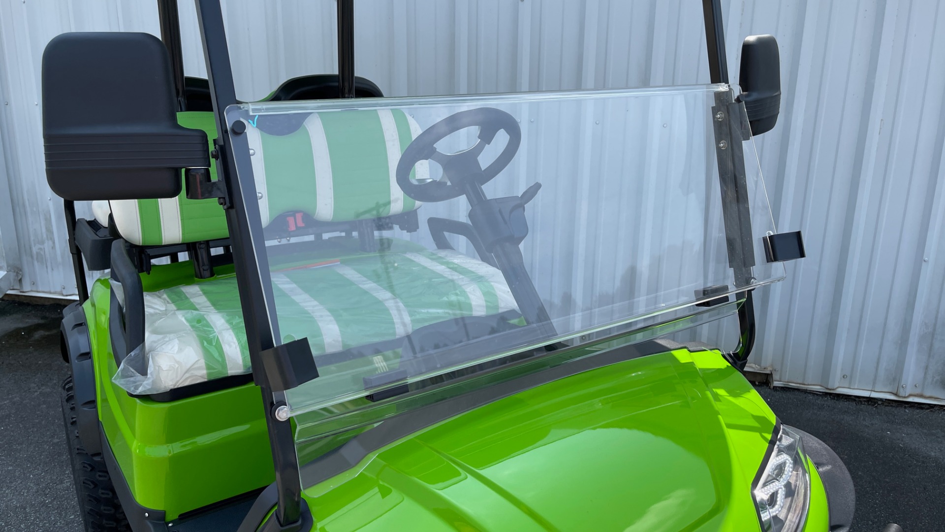 Used 2021 ICON i40L LIFTED ELECTRIC CAR / 4-PASSENGER GOLF CART / 25MPH / NEW / 1-MILE for sale Sold at Formula Imports in Charlotte NC 28227 44