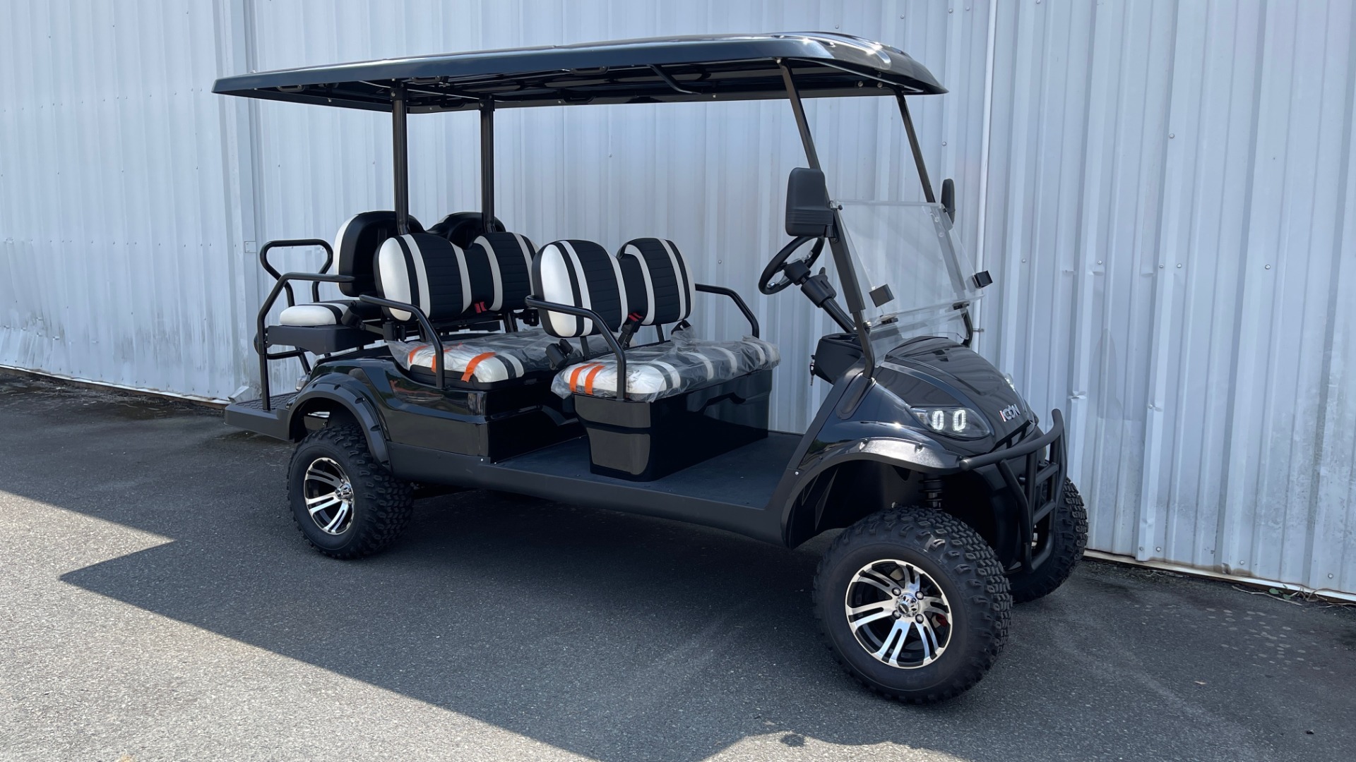 Used 2021 ICON i60L LIFTED ELECTRIC CAR / 6-PASSENGER GOLF CART / 25MPH / NEW / 1-MILE for sale Sold at Formula Imports in Charlotte NC 28227 5