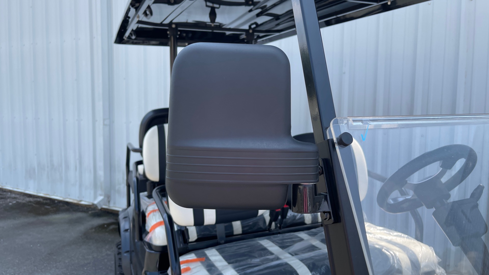 Used 2021 ICON i60L LIFTED ELECTRIC CAR / 6-PASSENGER GOLF CART / 25MPH / NEW / 1-MILE for sale Sold at Formula Imports in Charlotte NC 28227 51