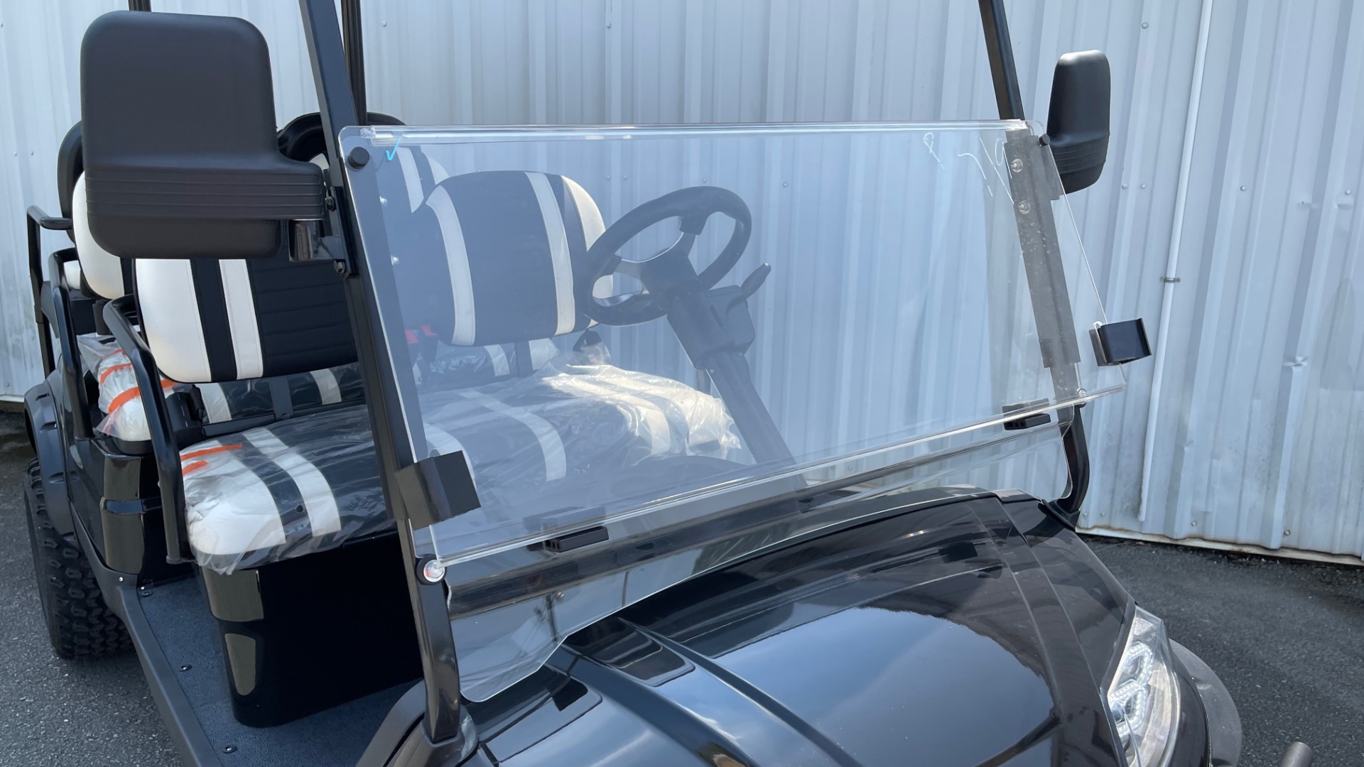 Used 2021 ICON i60L LIFTED ELECTRIC CAR / 6-PASSENGER GOLF CART / 25MPH / NEW / 1-MILE for sale Sold at Formula Imports in Charlotte NC 28227 52
