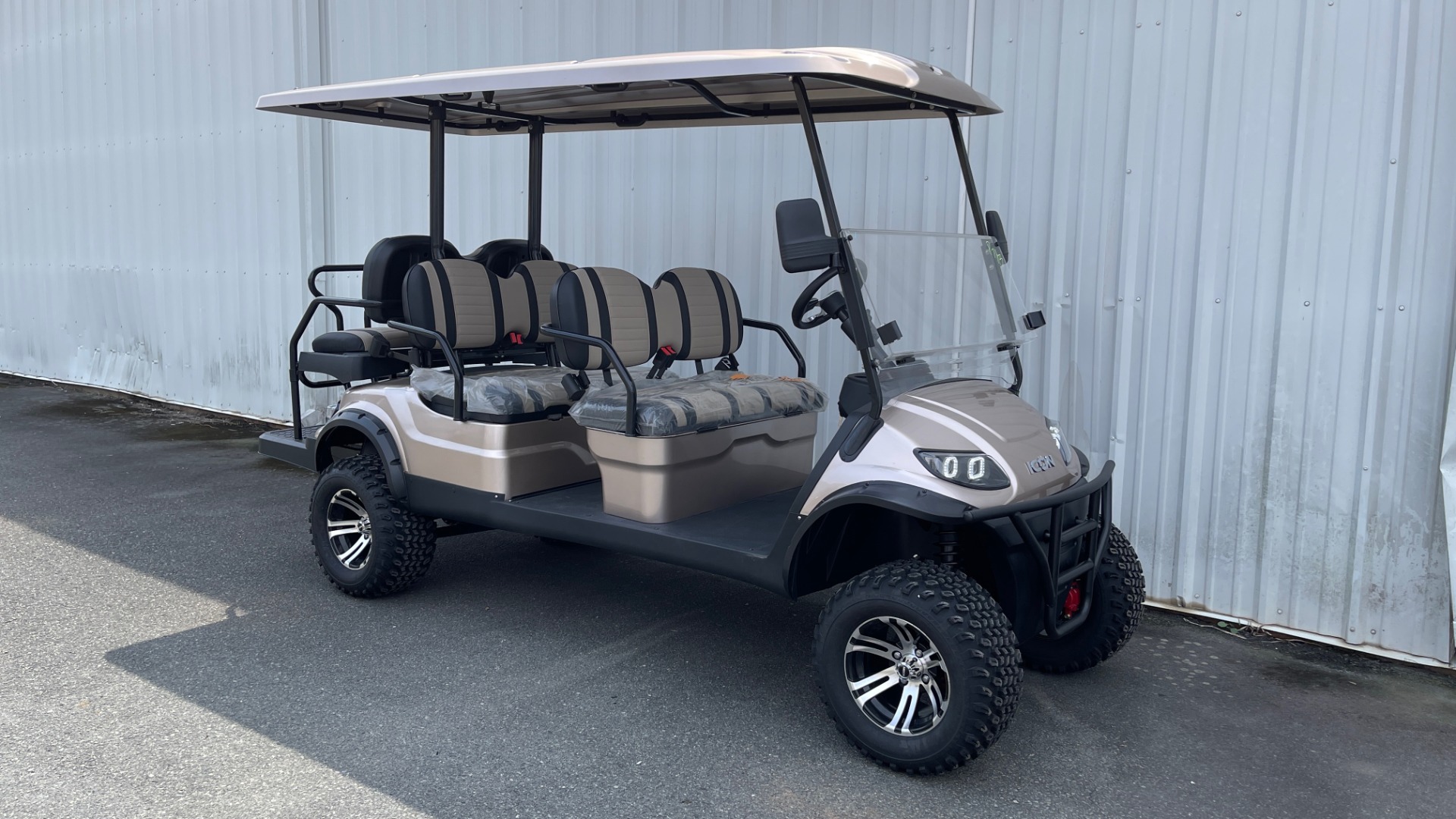 Used 2021 ICON I60L LIFTED ELECTRIC CAR / 6-PASSENGER GOLF CART / 25MPH / NEW / 1-MILE for sale Sold at Formula Imports in Charlotte NC 28227 2