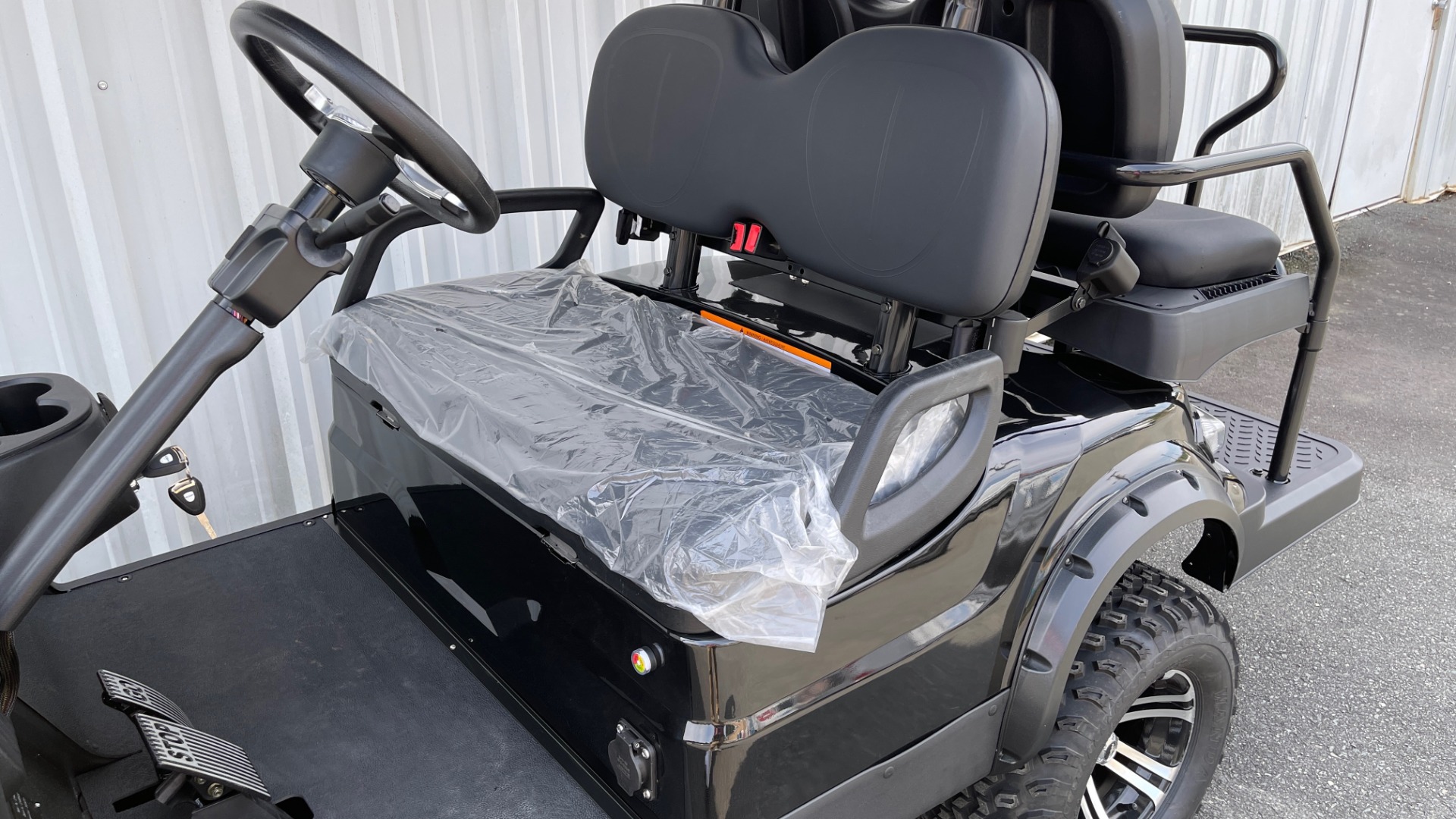 Used 2021 ICON i40L LIFTED ELECTRIC CAR / 4-PASSENGER GOLF CART / 25MPH / NEW / 1-MILE for sale Sold at Formula Imports in Charlotte NC 28227 15