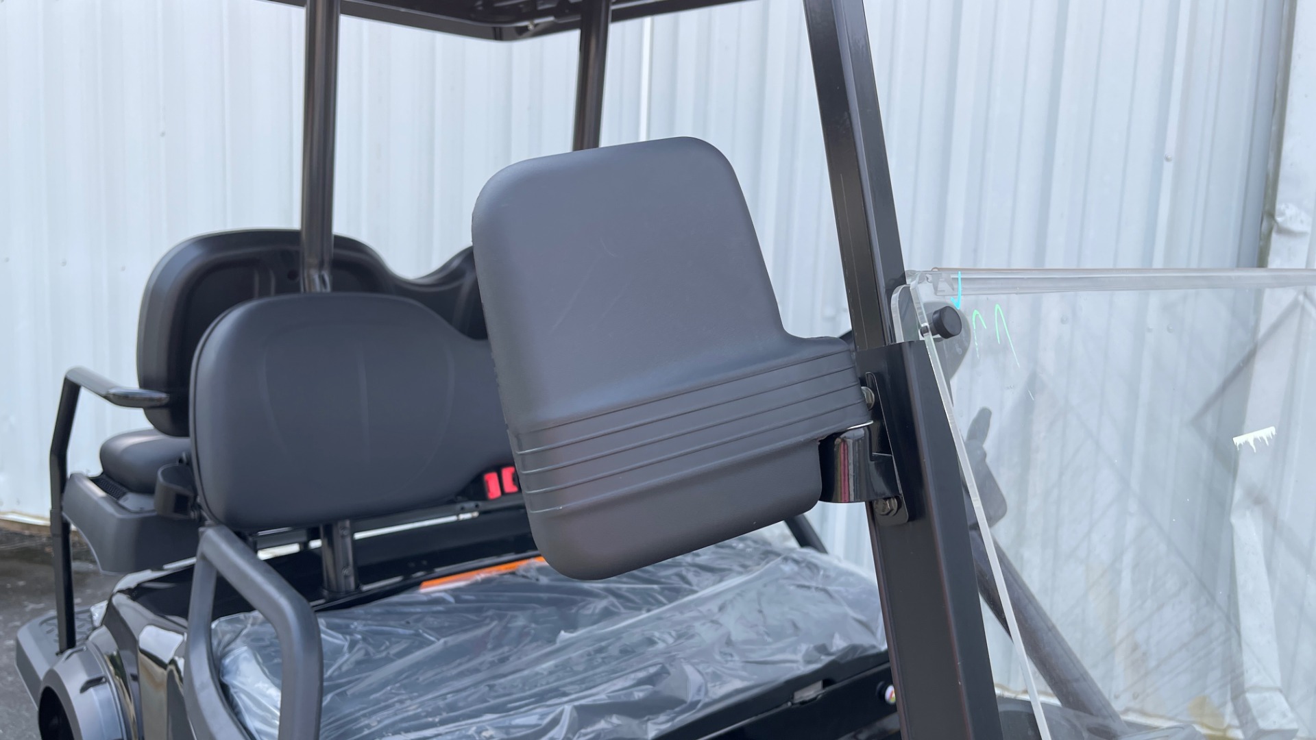 Used 2021 ICON i40L LIFTED ELECTRIC CAR / 4-PASSENGER GOLF CART / 25MPH / NEW / 1-MILE for sale Sold at Formula Imports in Charlotte NC 28227 39