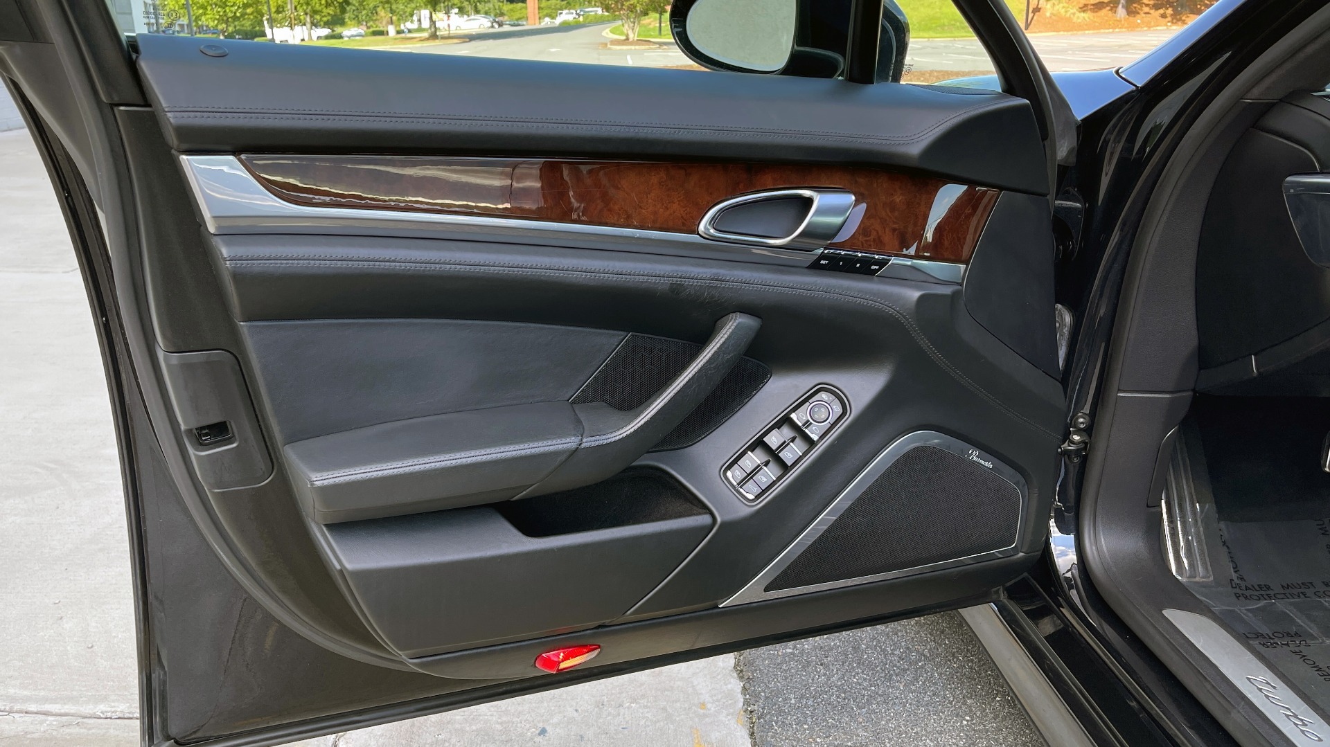 Used 2010 Porsche PANAMERA 4DR HB TURBO / SPORT CHRONO / BURMESTER / AUTO CLIMATE CONTROL for sale Sold at Formula Imports in Charlotte NC 28227 30