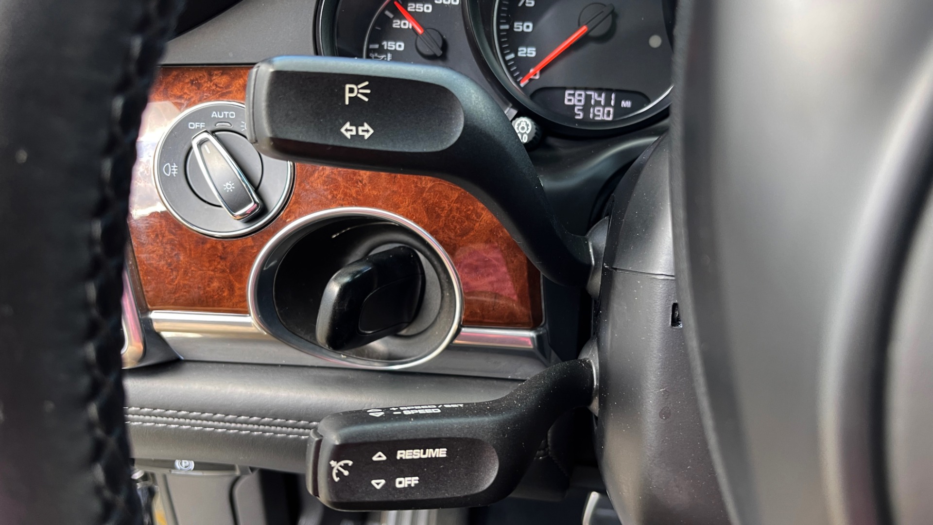 Used 2010 Porsche PANAMERA 4DR HB TURBO / SPORT CHRONO / BURMESTER / AUTO CLIMATE CONTROL for sale Sold at Formula Imports in Charlotte NC 28227 42