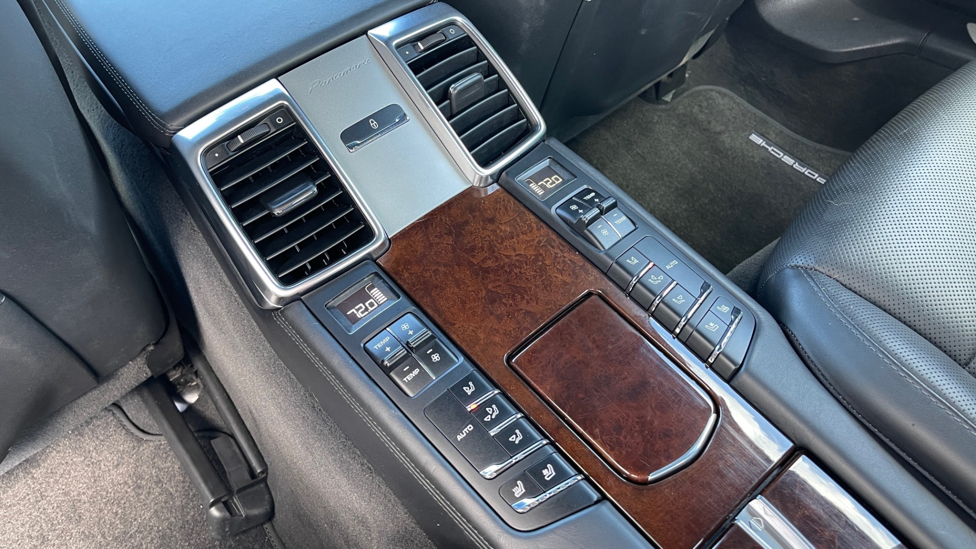 Used 2010 Porsche PANAMERA 4DR HB TURBO / SPORT CHRONO / BURMESTER / AUTO CLIMATE CONTROL for sale Sold at Formula Imports in Charlotte NC 28227 56