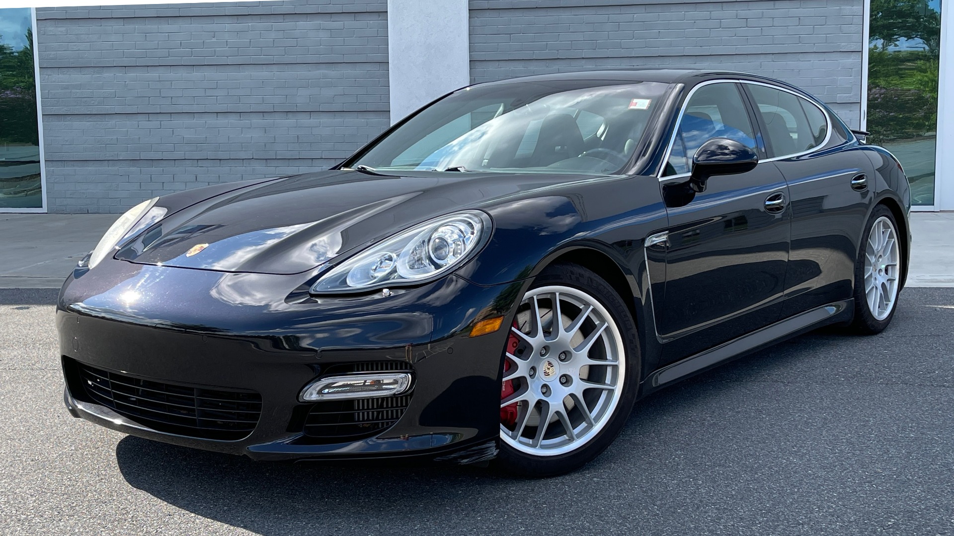 Used 2010 Porsche PANAMERA 4DR HB TURBO / SPORT CHRONO / BURMESTER / AUTO CLIMATE CONTROL for sale Sold at Formula Imports in Charlotte NC 28227 1