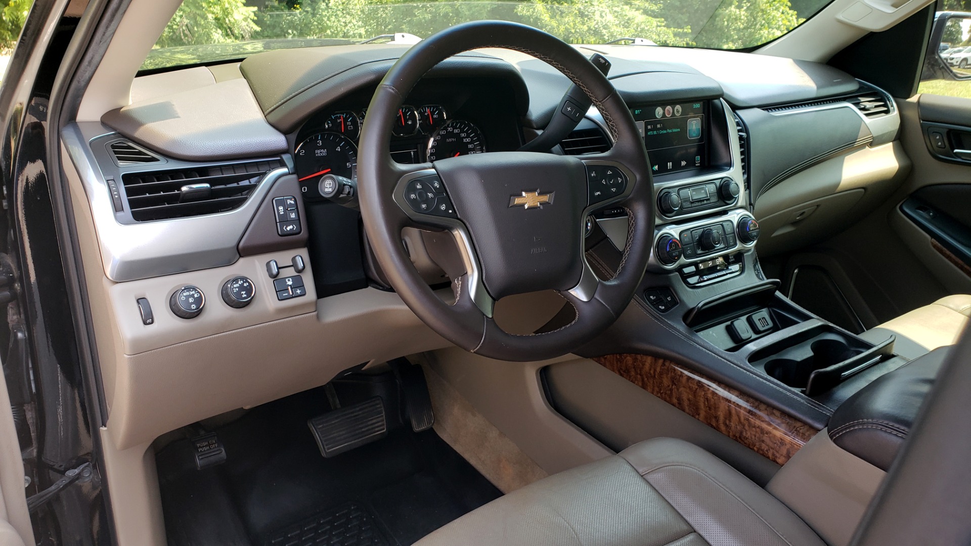 Used 2015 Chevrolet SURBURBAN LTZ 4WD / NAV / SUNROOF / 3-ROW / ENTERTAINMENT / REARVIEW for sale Sold at Formula Imports in Charlotte NC 28227 21