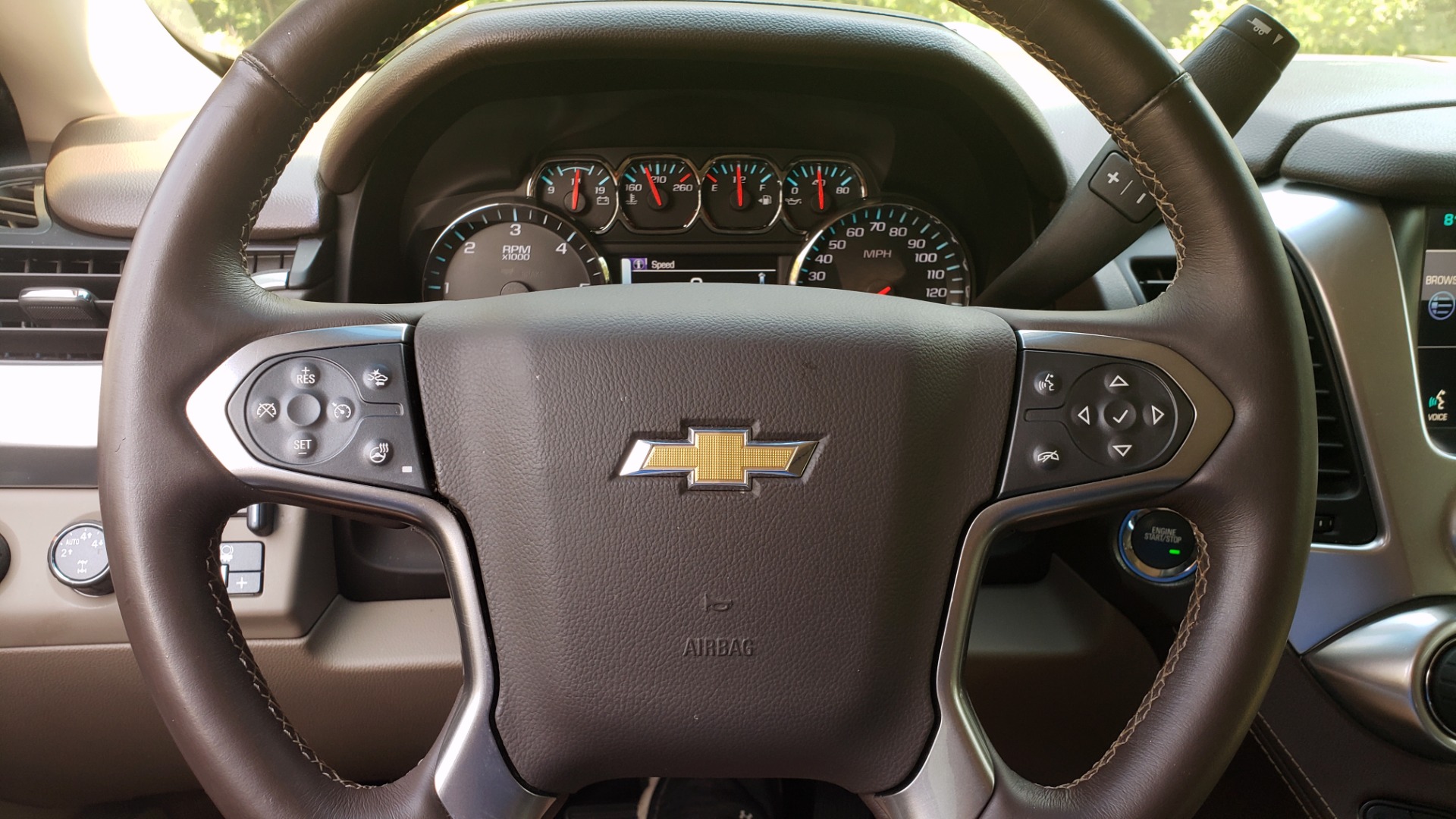 Used 2015 Chevrolet SURBURBAN LTZ 4WD / NAV / SUNROOF / 3-ROW / ENTERTAINMENT / REARVIEW for sale Sold at Formula Imports in Charlotte NC 28227 23