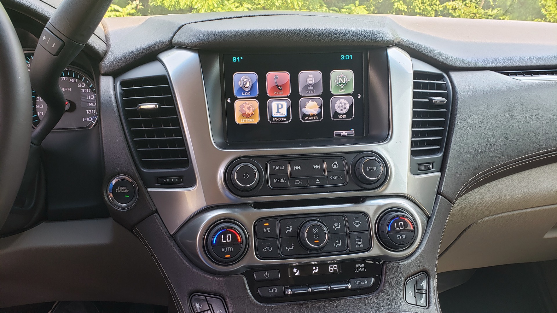 Used 2015 Chevrolet SURBURBAN LTZ 4WD / NAV / SUNROOF / 3-ROW / ENTERTAINMENT / REARVIEW for sale Sold at Formula Imports in Charlotte NC 28227 28