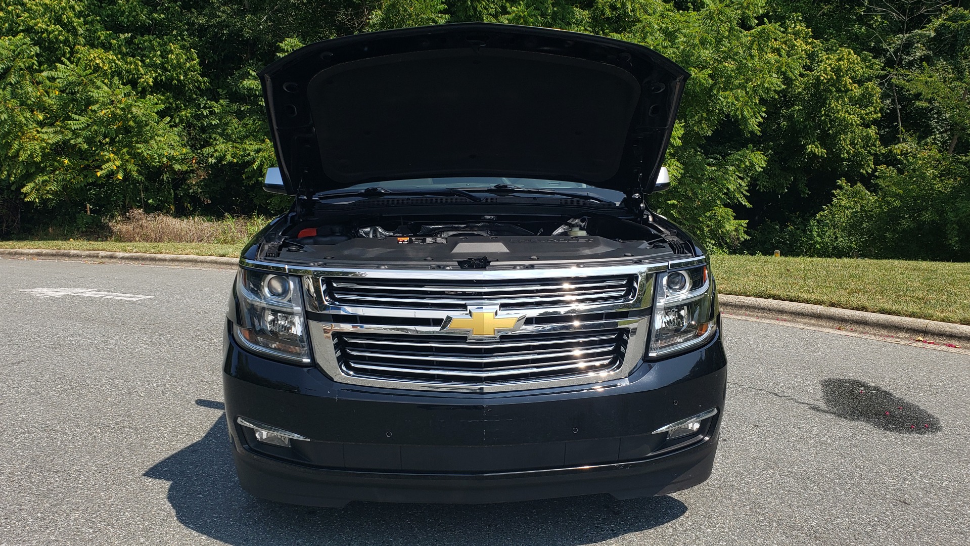 Used 2015 Chevrolet SURBURBAN LTZ 4WD / NAV / SUNROOF / 3-ROW / ENTERTAINMENT / REARVIEW for sale Sold at Formula Imports in Charlotte NC 28227 57