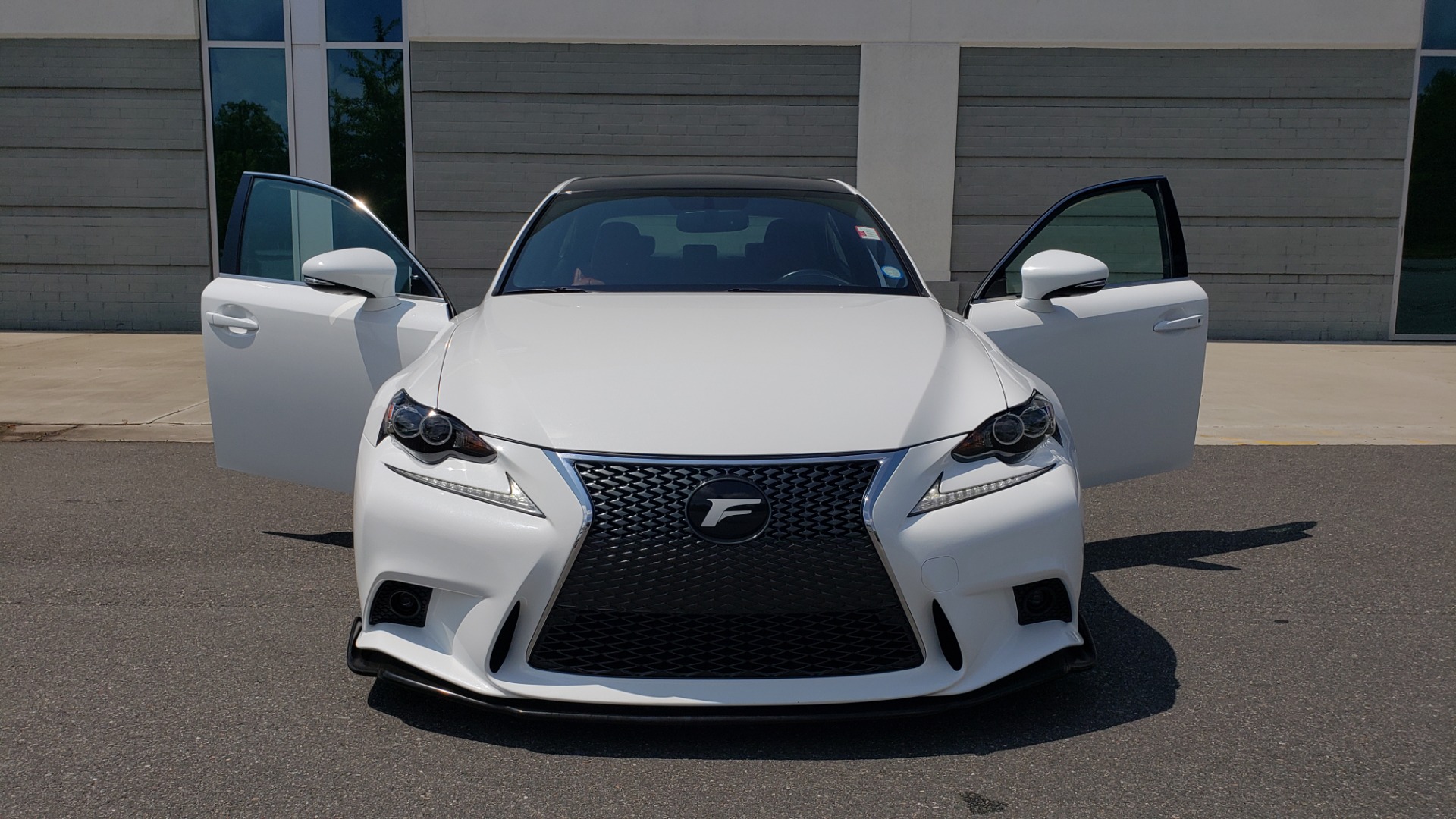Used 2014 Lexus IS 250 F-SPORT SEDAN / BLIND SPOT MONITOR / REARVIEW / 18IN WHEELS for sale Sold at Formula Imports in Charlotte NC 28227 20