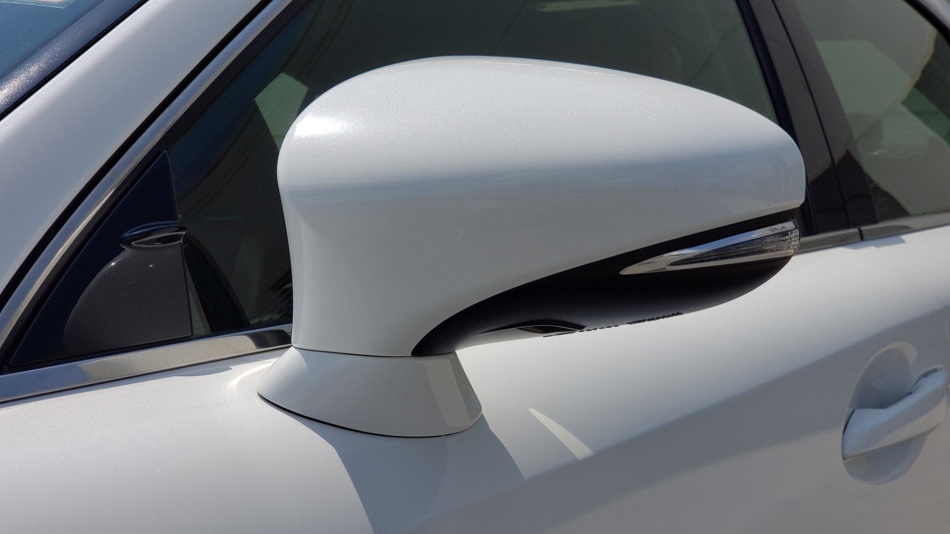 Used 2014 Lexus IS 250 F-SPORT SEDAN / BLIND SPOT MONITOR / REARVIEW / 18IN WHEELS for sale Sold at Formula Imports in Charlotte NC 28227 26