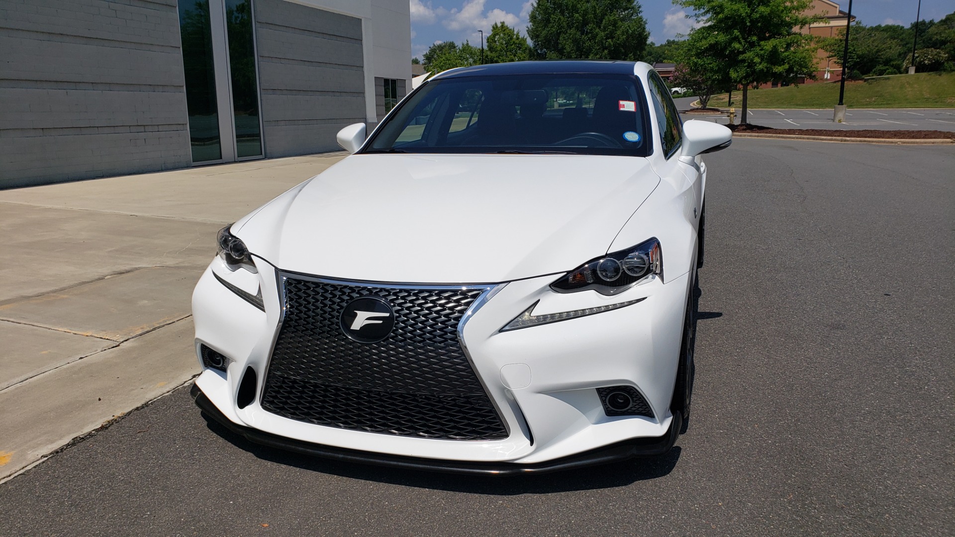 Used 2014 Lexus IS 250 F-SPORT SEDAN / BLIND SPOT MONITOR / REARVIEW / 18IN WHEELS for sale Sold at Formula Imports in Charlotte NC 28227 4