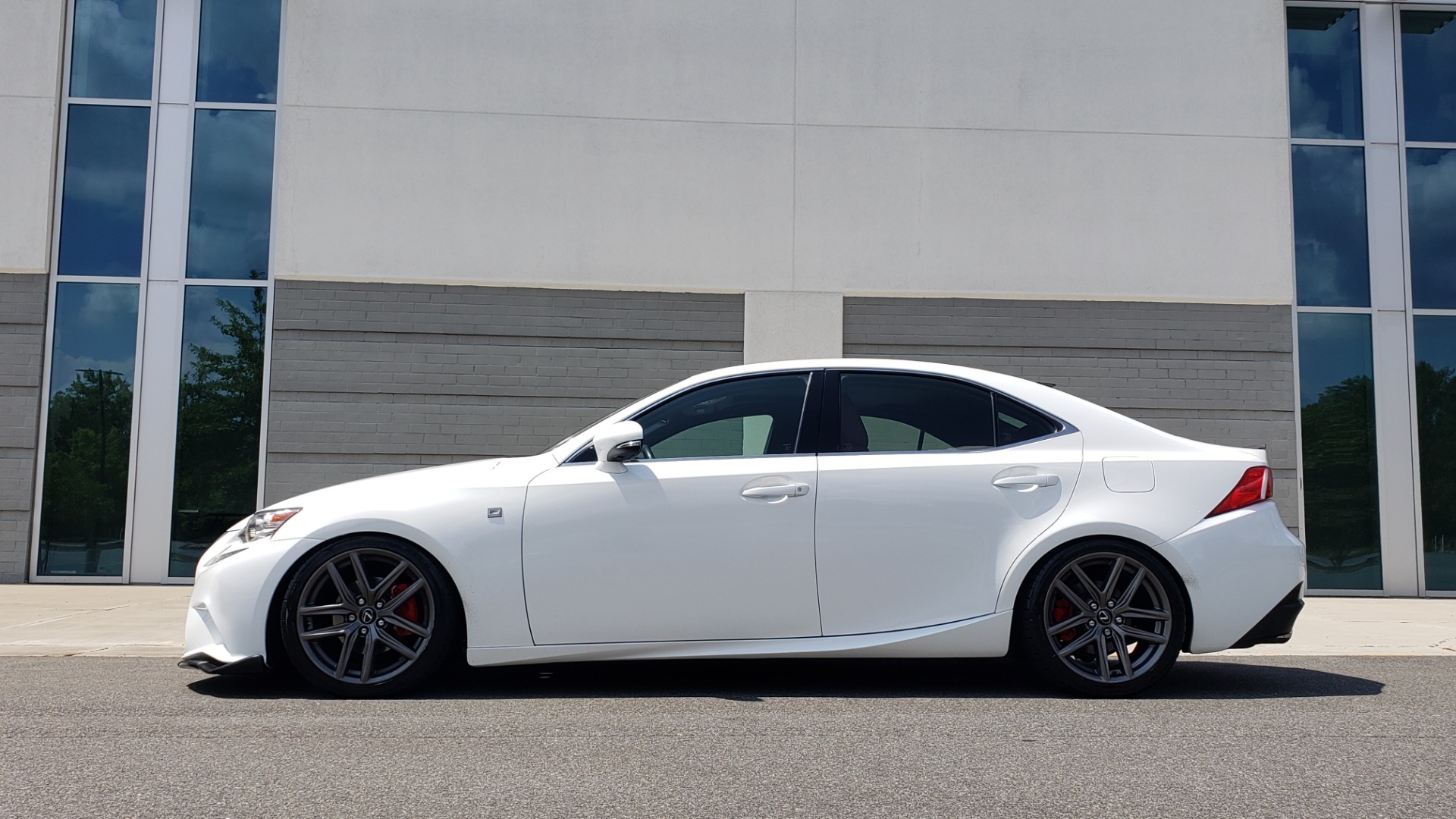 Used 2014 Lexus IS 250 F-SPORT SEDAN / BLIND SPOT MONITOR / REARVIEW / 18IN WHEELS for sale Sold at Formula Imports in Charlotte NC 28227 6