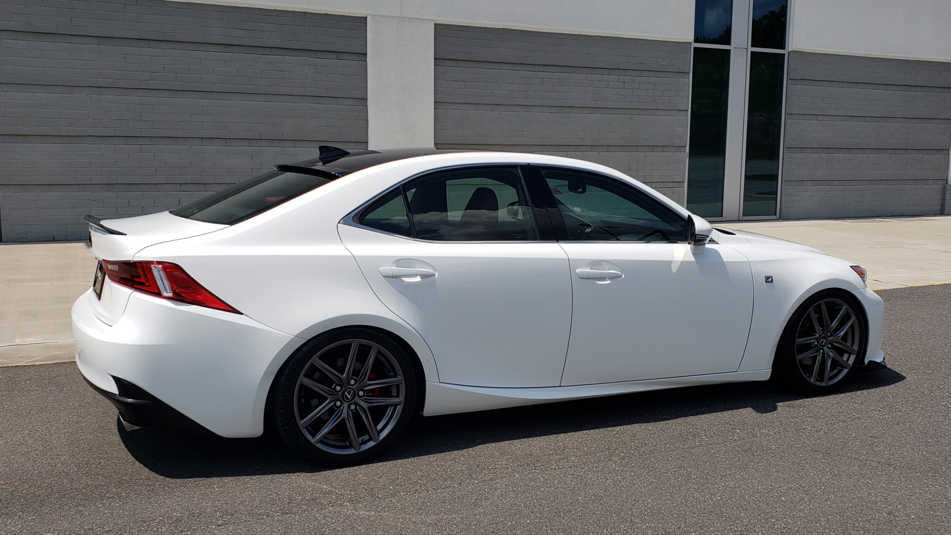 Used 2014 Lexus IS 250 F-SPORT SEDAN / BLIND SPOT MONITOR / REARVIEW / 18IN WHEELS for sale Sold at Formula Imports in Charlotte NC 28227 9