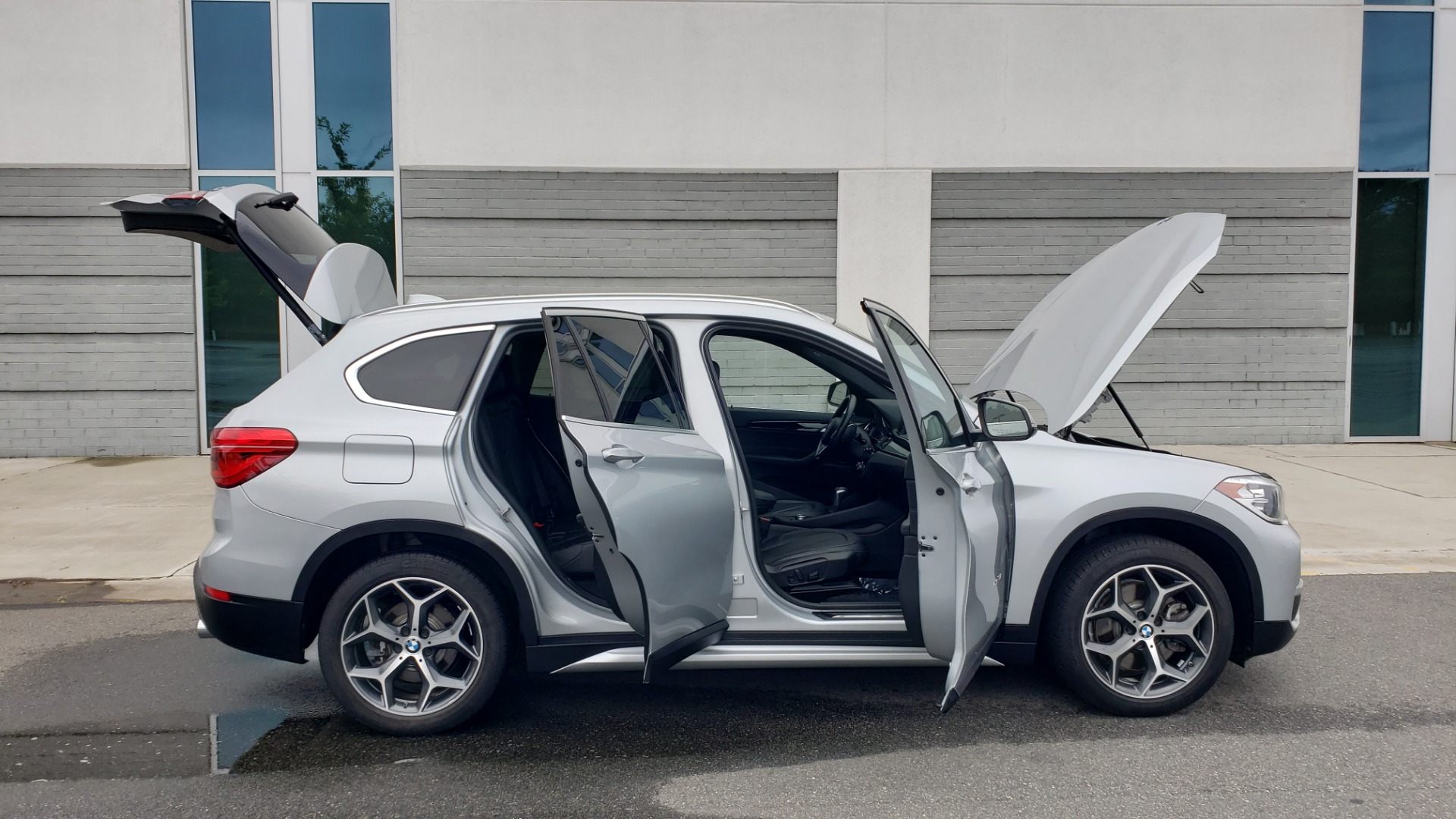 Used 2018 BMW X1 XDRIVE38I / NAV / CONV PKG / PANO-ROOF / HTD STS / REARVIEW for sale Sold at Formula Imports in Charlotte NC 28227 12