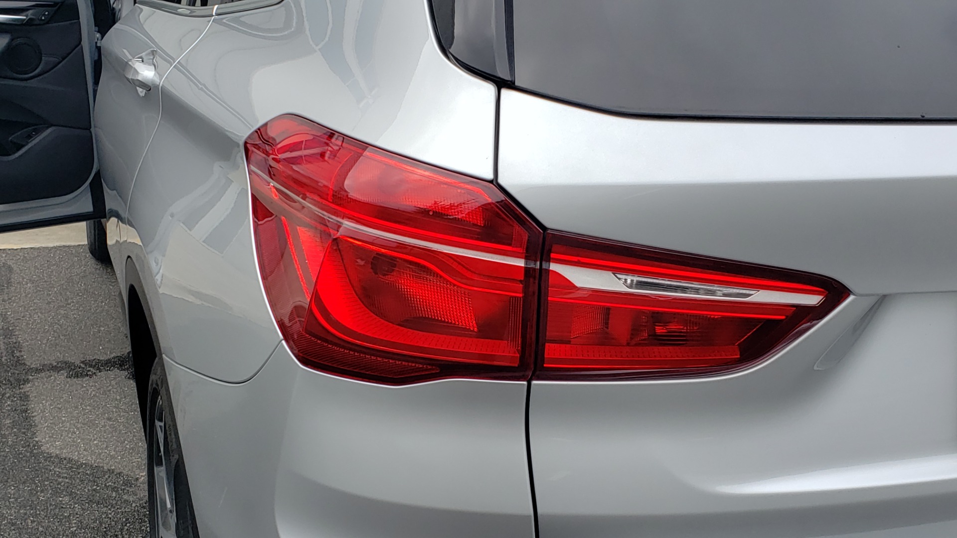 Used 2018 BMW X1 XDRIVE38I / NAV / CONV PKG / PANO-ROOF / HTD STS / REARVIEW for sale Sold at Formula Imports in Charlotte NC 28227 27