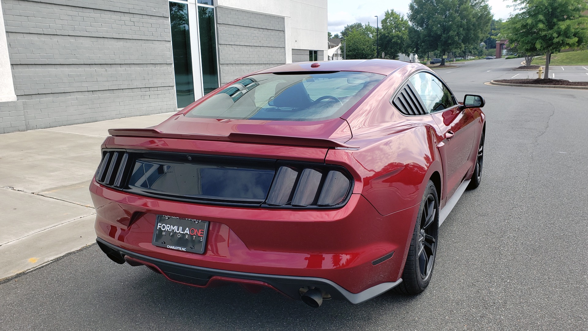 Used 2015 Ford MUSTANG ECOBOOST PREMIUM COUPE / 2.3L TURBO / AUTO / SYNC / DUAL-ZONE A/C for sale Sold at Formula Imports in Charlotte NC 28227 2