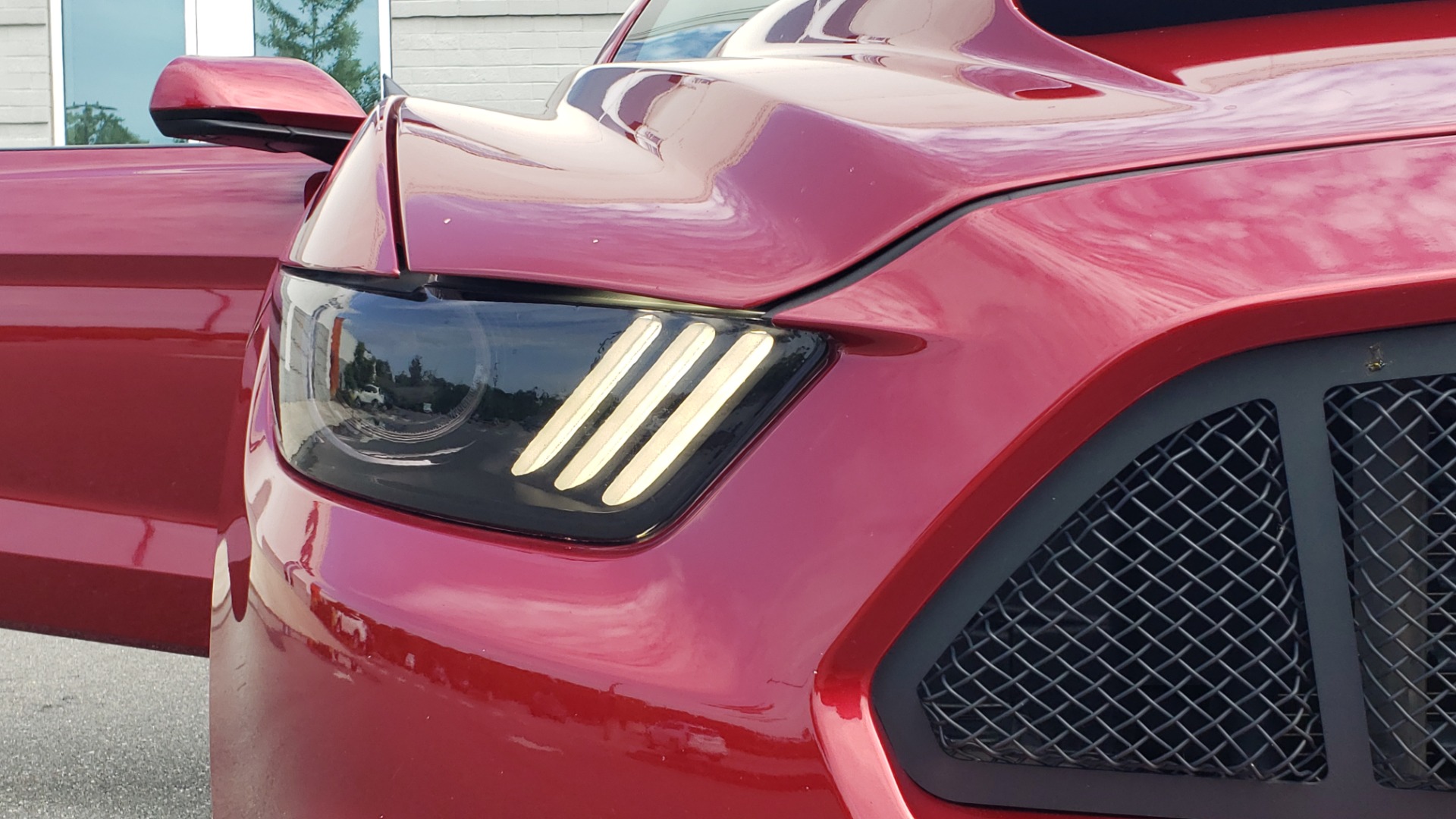 Used 2015 Ford MUSTANG ECOBOOST PREMIUM COUPE / 2.3L TURBO / AUTO / SYNC / DUAL-ZONE A/C for sale Sold at Formula Imports in Charlotte NC 28227 24