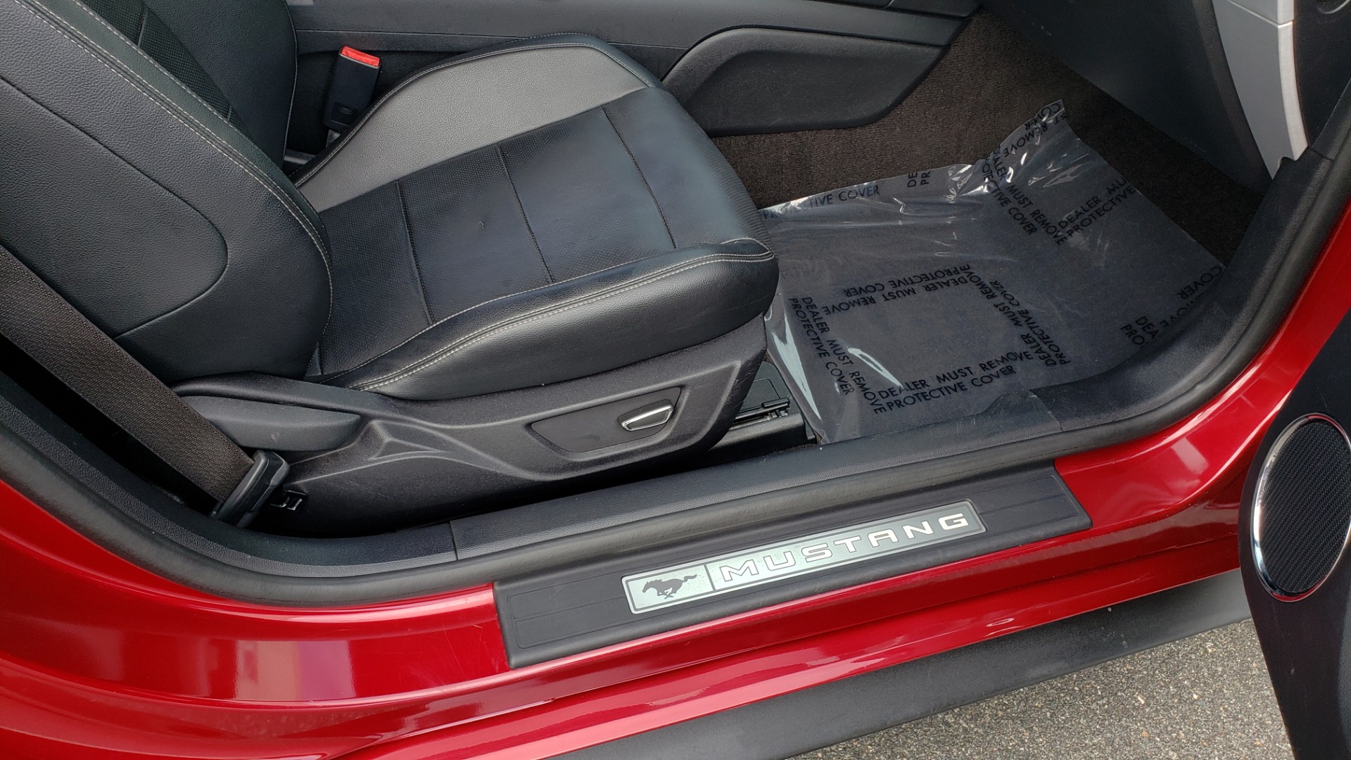 Used 2015 Ford MUSTANG ECOBOOST PREMIUM COUPE / 2.3L TURBO / AUTO / SYNC / DUAL-ZONE A/C for sale Sold at Formula Imports in Charlotte NC 28227 71