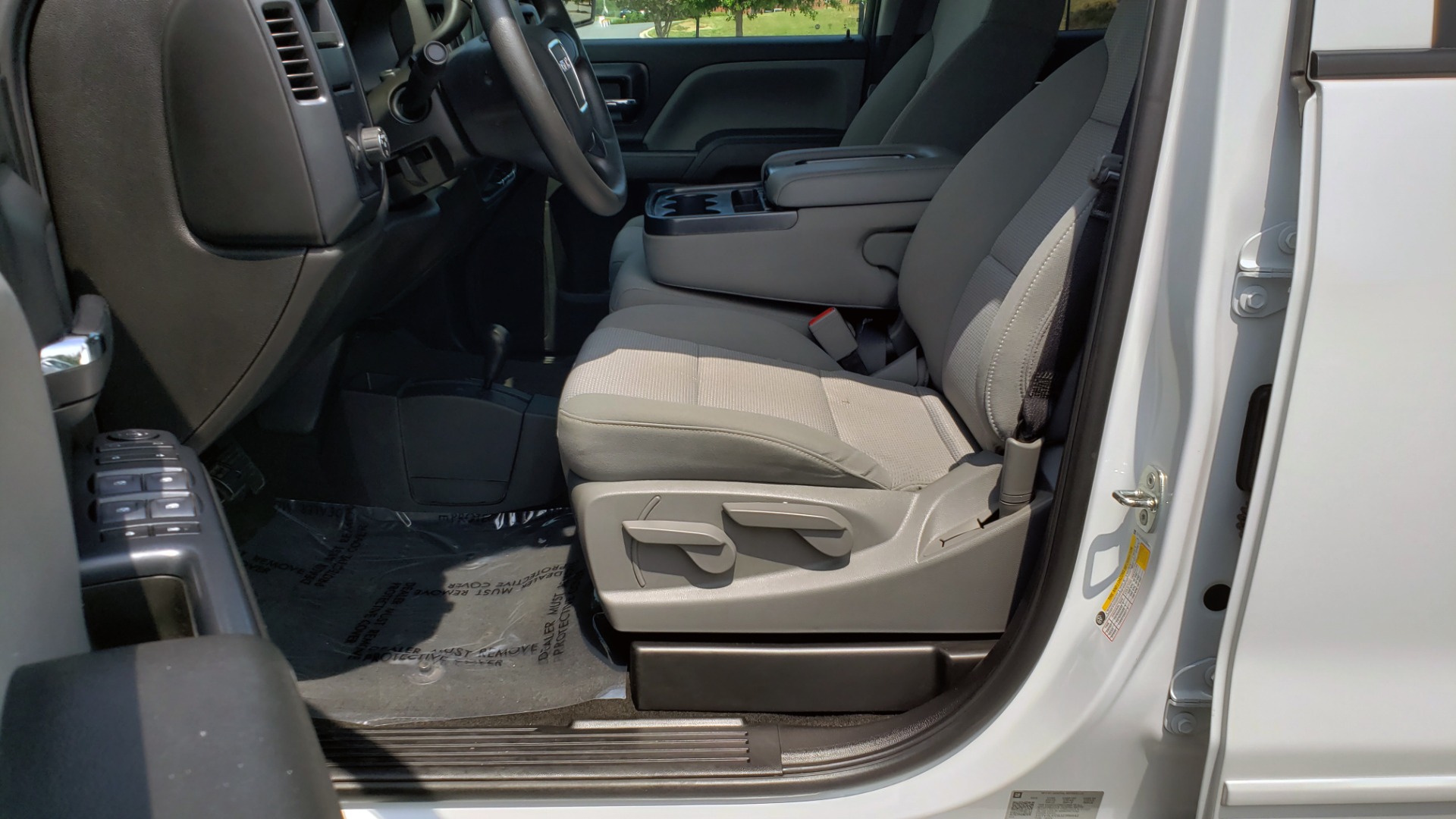 Used 2018 GMC SIERRA 1500 4WD DOUBLECAB / 143.5IN / 5.3L V8 / 6-SPD AUTO / REARVIEW for sale Sold at Formula Imports in Charlotte NC 28227 37