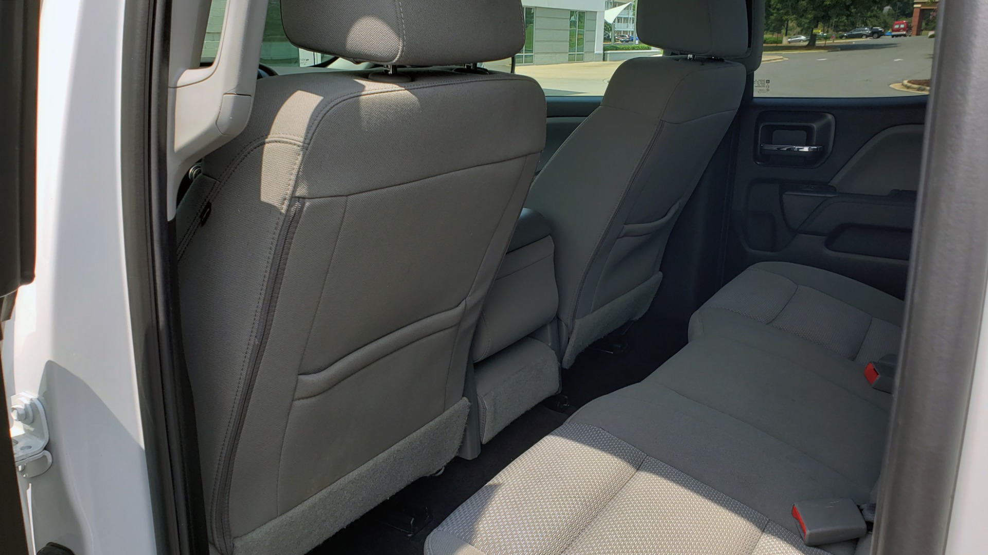 Used 2018 GMC SIERRA 1500 4WD DOUBLECAB / 143.5IN / 5.3L V8 / 6-SPD AUTO / REARVIEW for sale Sold at Formula Imports in Charlotte NC 28227 56