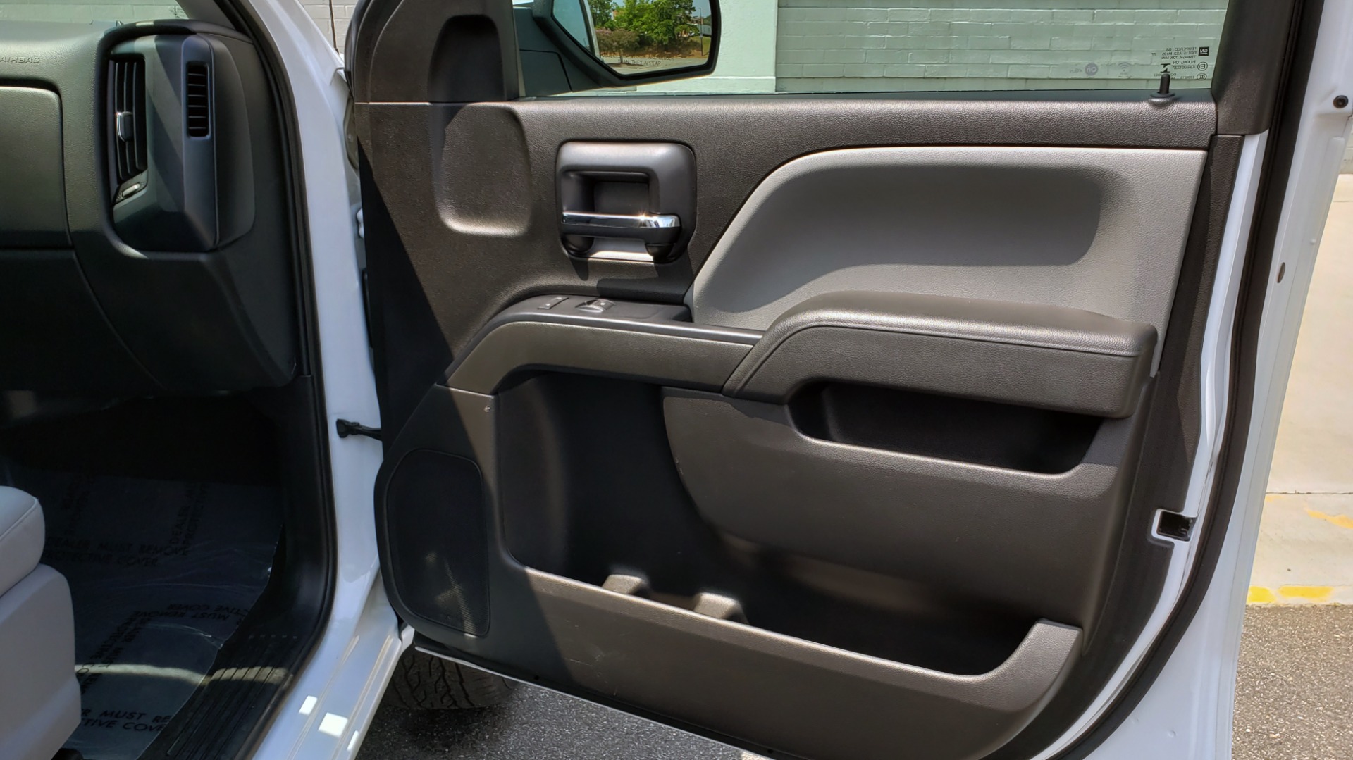 Used 2018 GMC SIERRA 1500 4WD DOUBLECAB / 143.5IN / 5.3L V8 / 6-SPD AUTO / REARVIEW for sale Sold at Formula Imports in Charlotte NC 28227 58