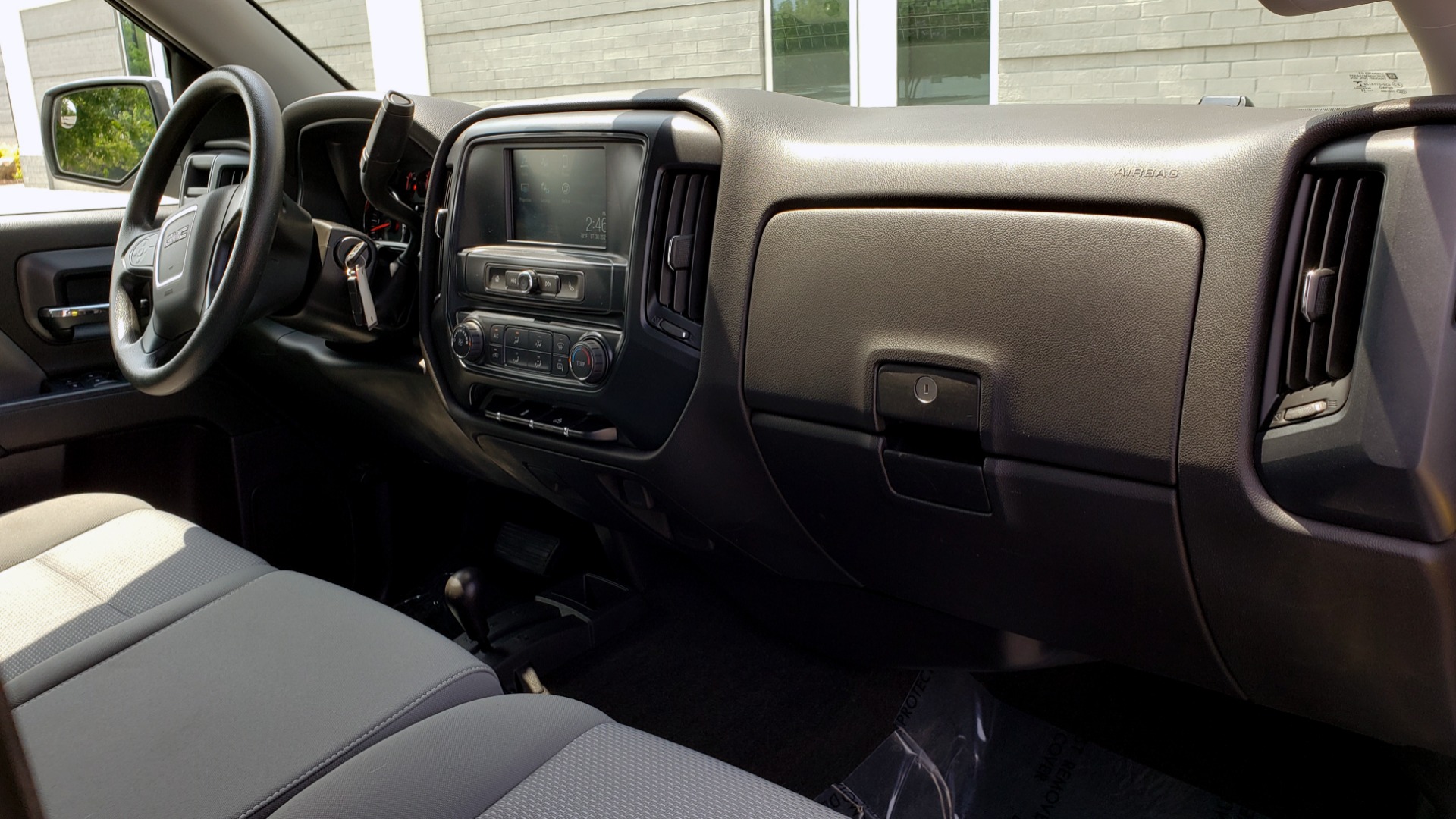Used 2018 GMC SIERRA 1500 4WD DOUBLECAB / 143.5IN / 5.3L V8 / 6-SPD AUTO / REARVIEW for sale Sold at Formula Imports in Charlotte NC 28227 63
