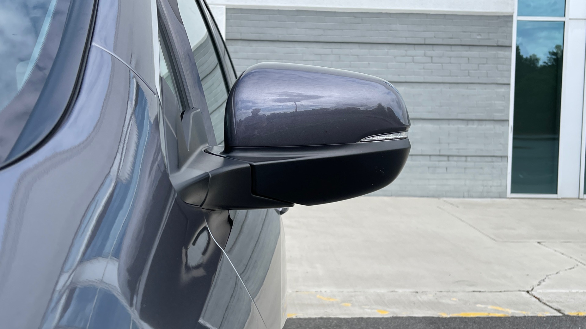 Used 2021 Honda PILOT SE / 3.5L V6 / 9-SPD AUTO / SUNROOF / 3-ROW / REARVIEW for sale Sold at Formula Imports in Charlotte NC 28227 12