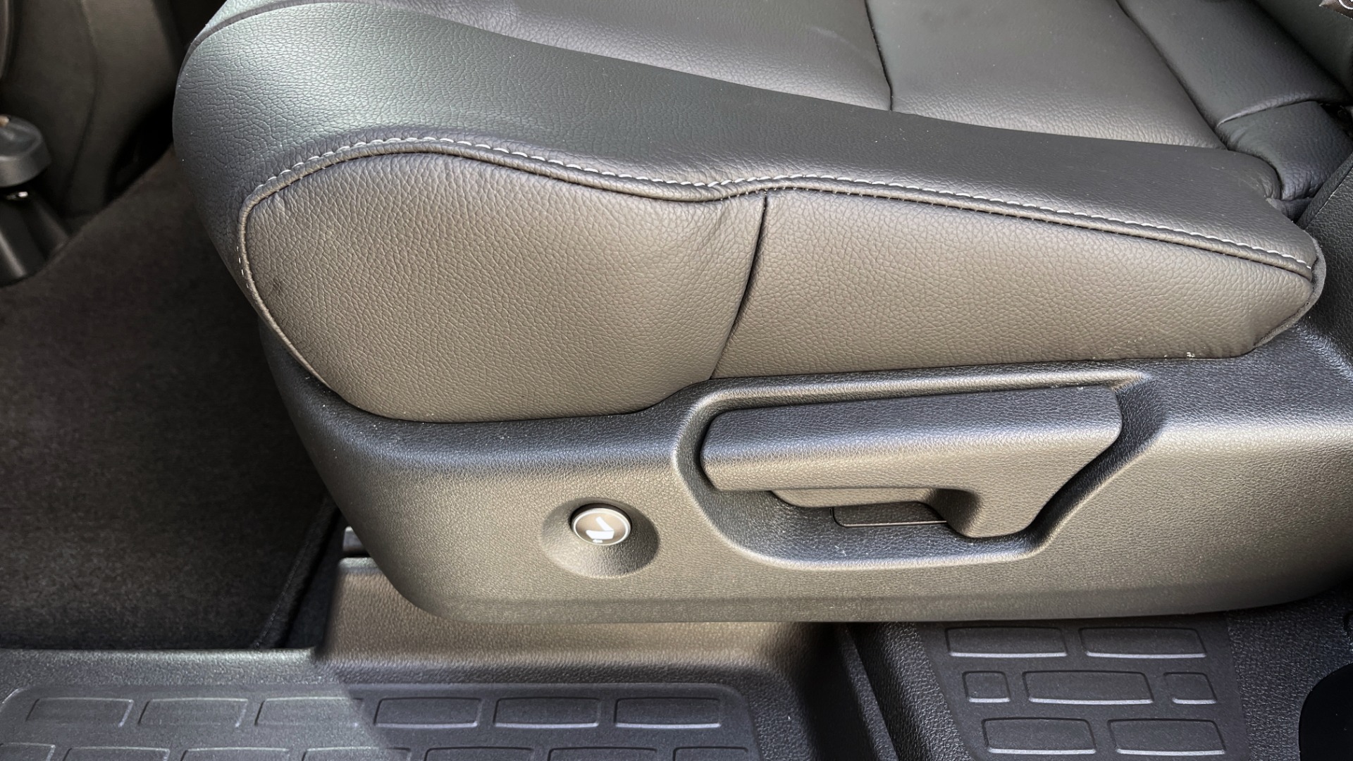Used 2021 Honda PILOT SE / 3.5L V6 / 9-SPD AUTO / SUNROOF / 3-ROW / REARVIEW for sale Sold at Formula Imports in Charlotte NC 28227 51