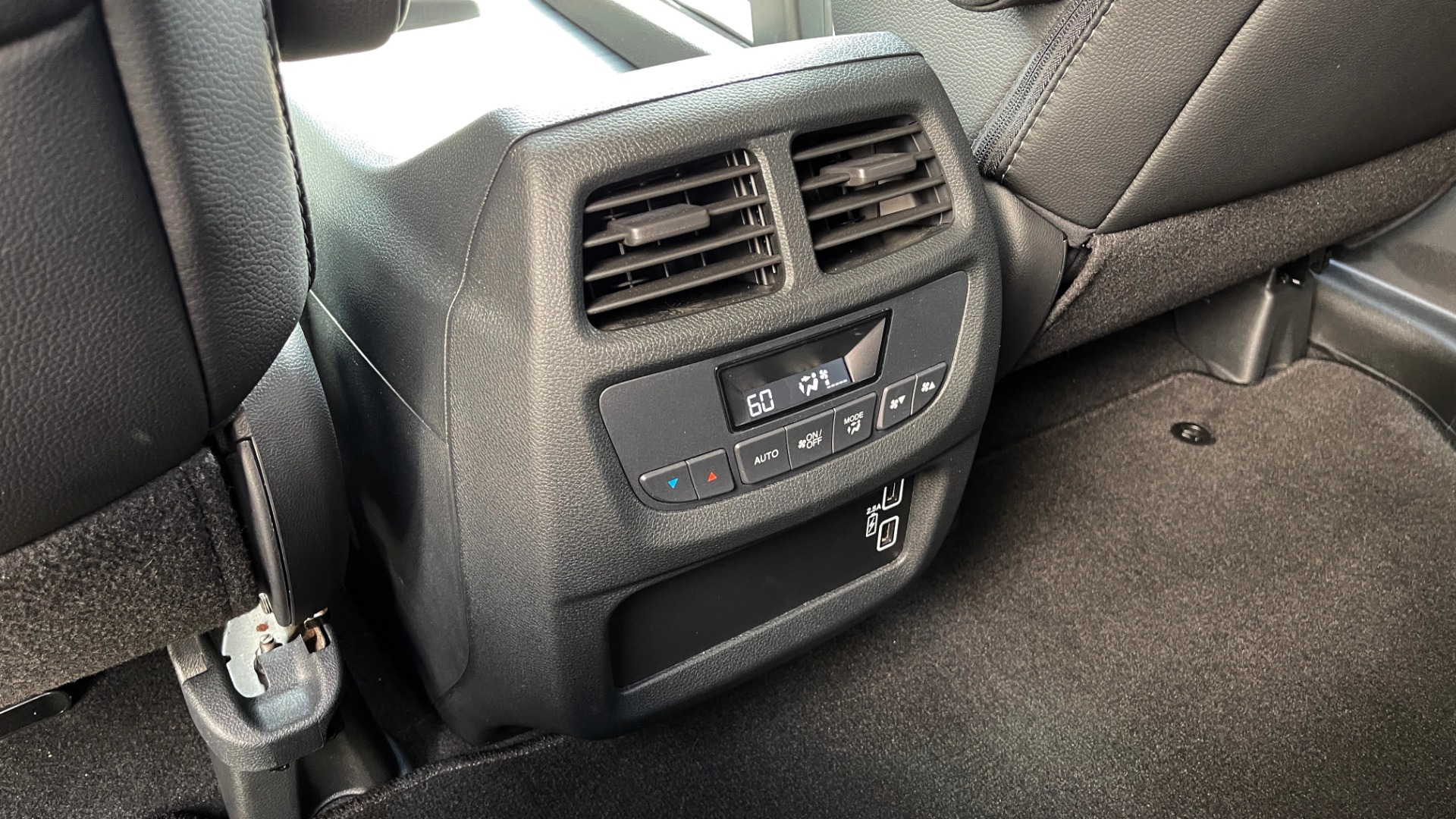 Used 2021 Honda PILOT SE / 3.5L V6 / 9-SPD AUTO / SUNROOF / 3-ROW / REARVIEW for sale Sold at Formula Imports in Charlotte NC 28227 54
